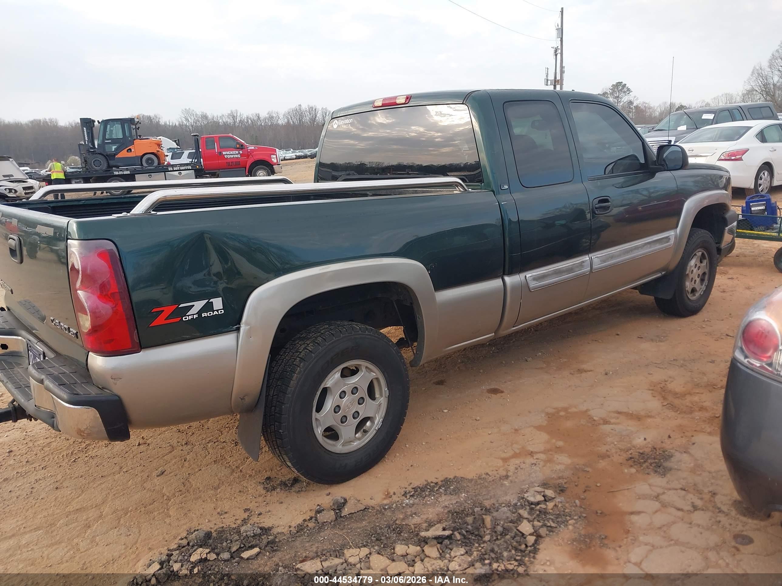 CHEVROLET SILVERADO image 4