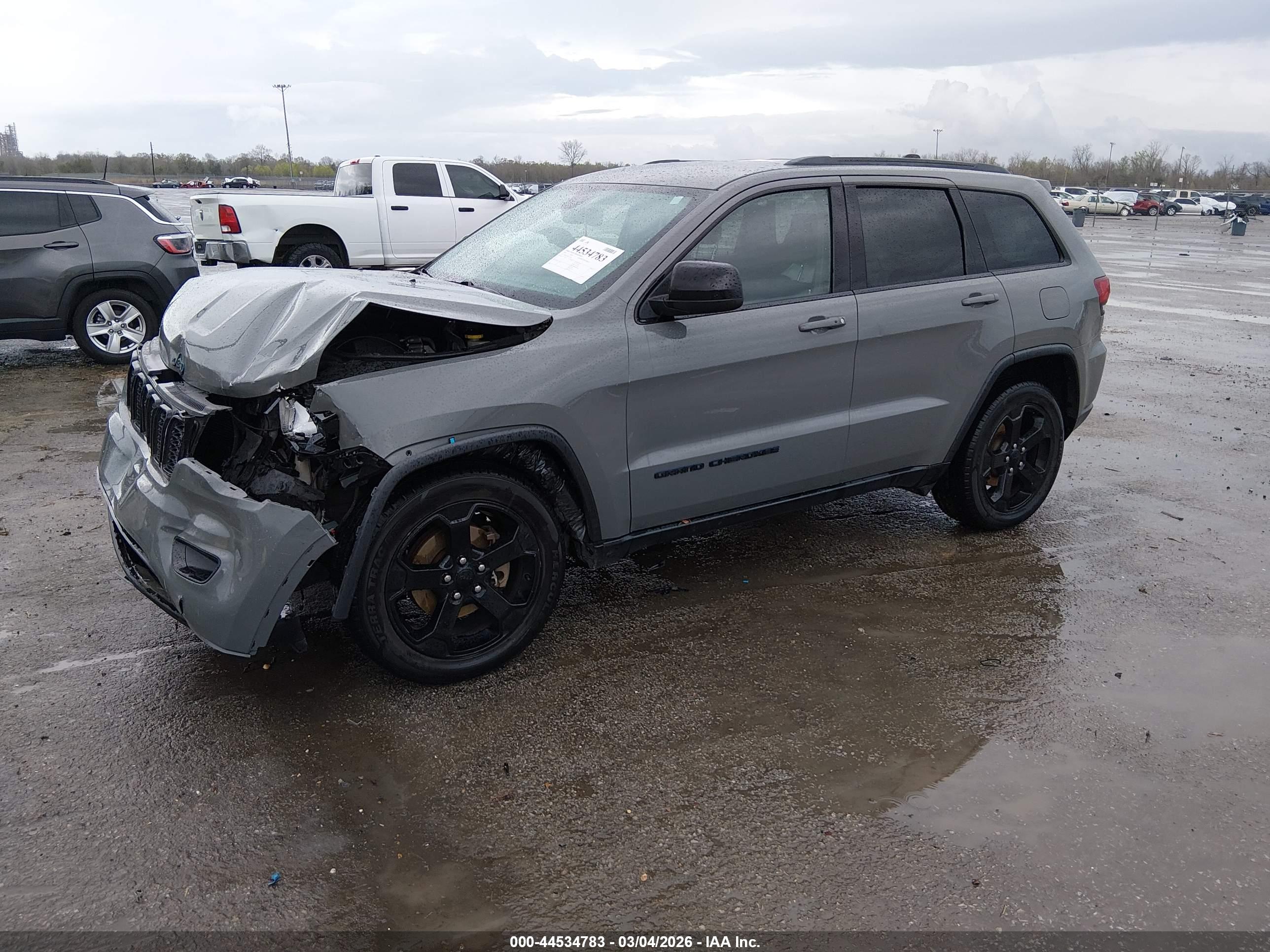 JEEP GRAND image 2