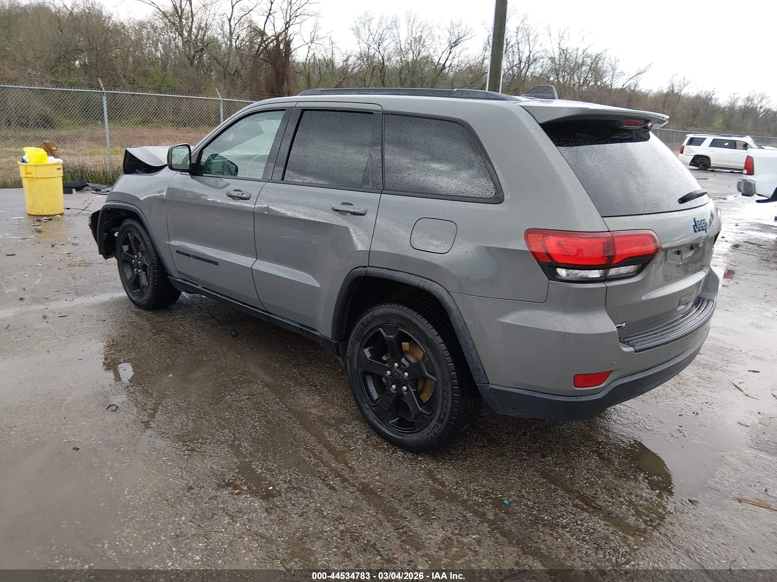 JEEP GRAND image 3