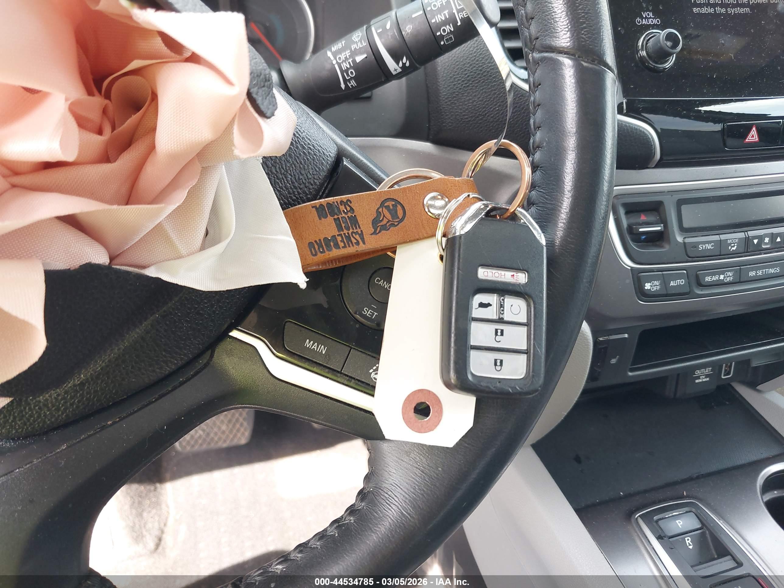 HONDA PILOT image 11