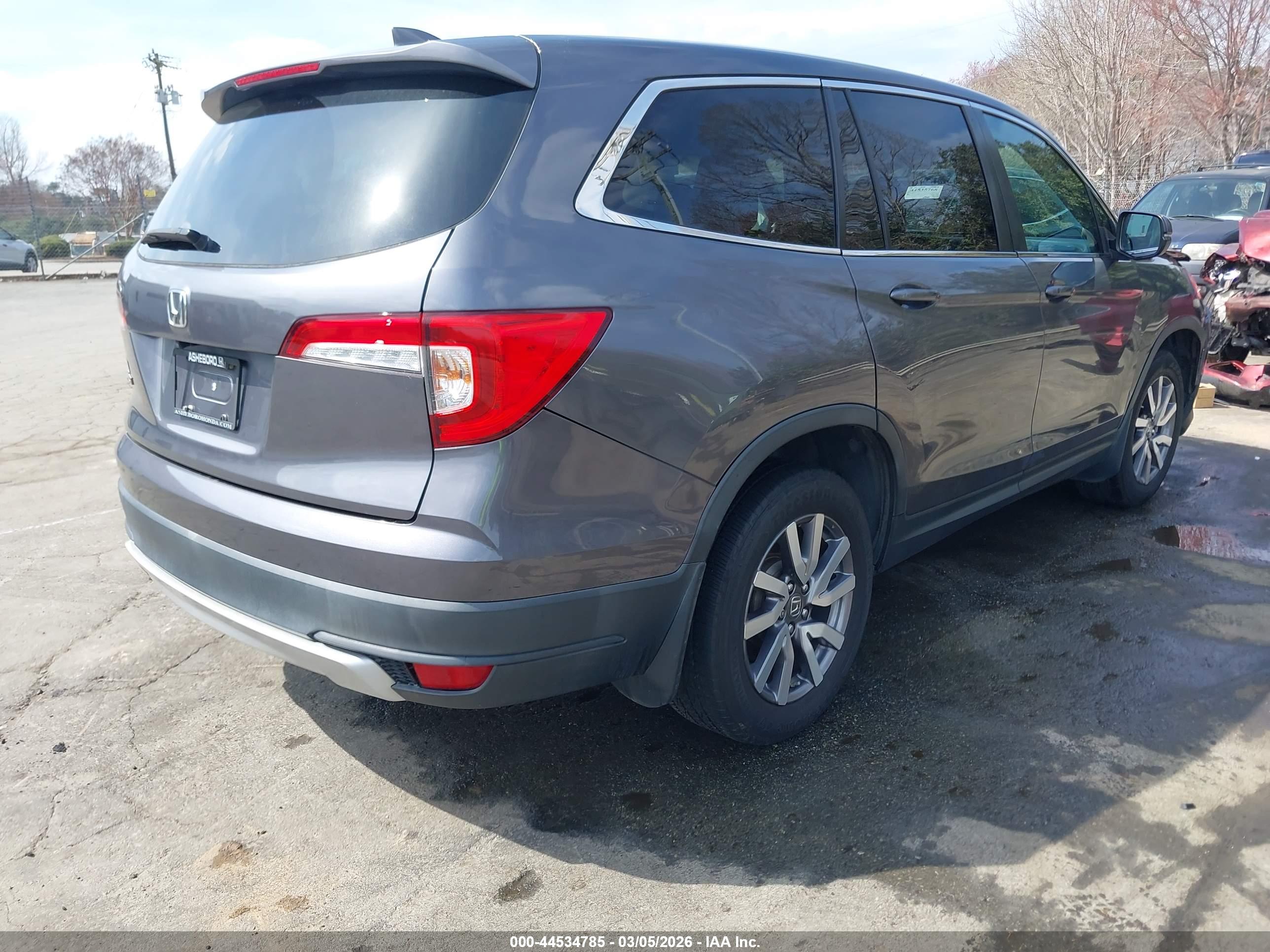 HONDA PILOT image 4