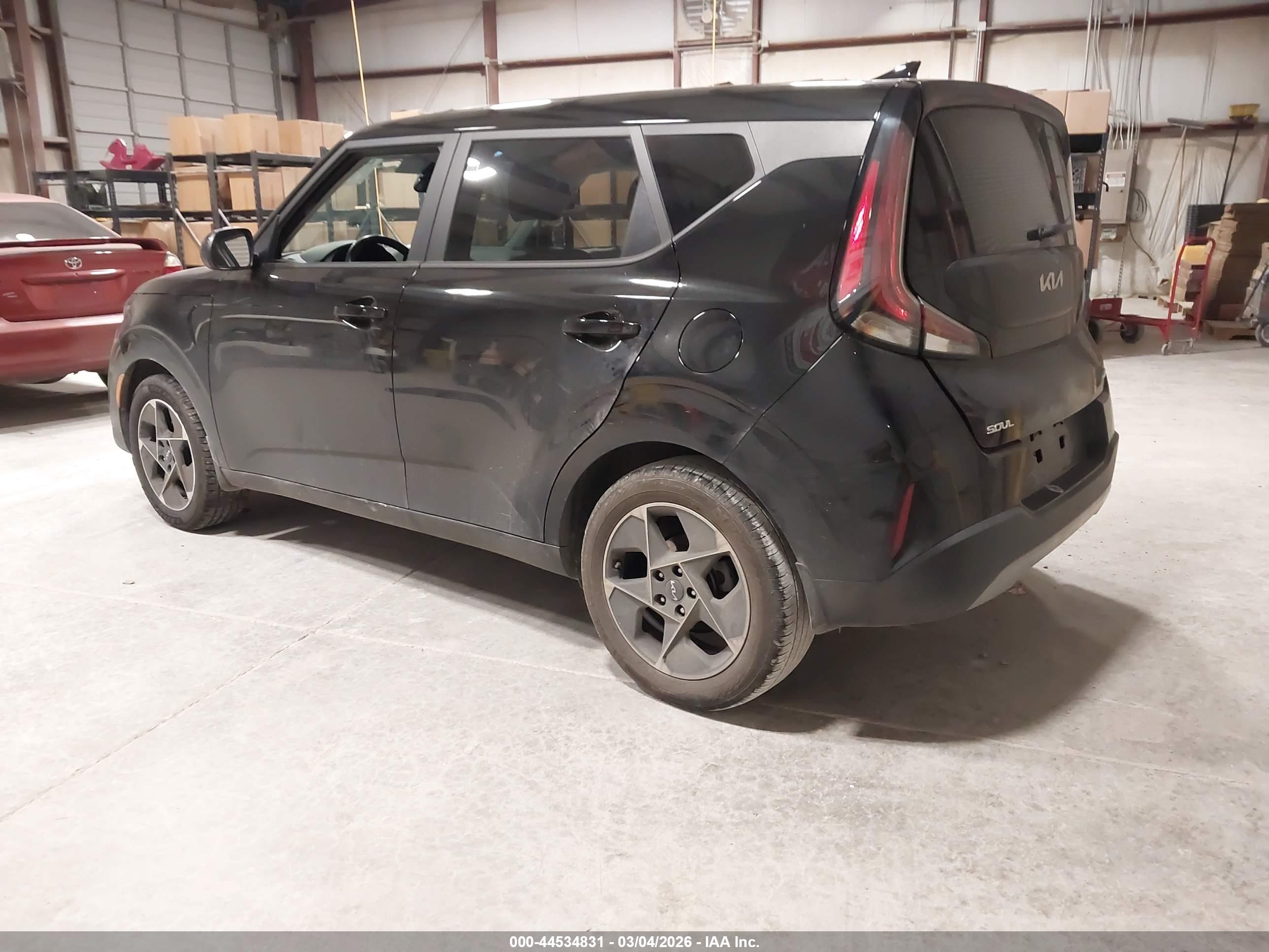 KIA SOUL image 3