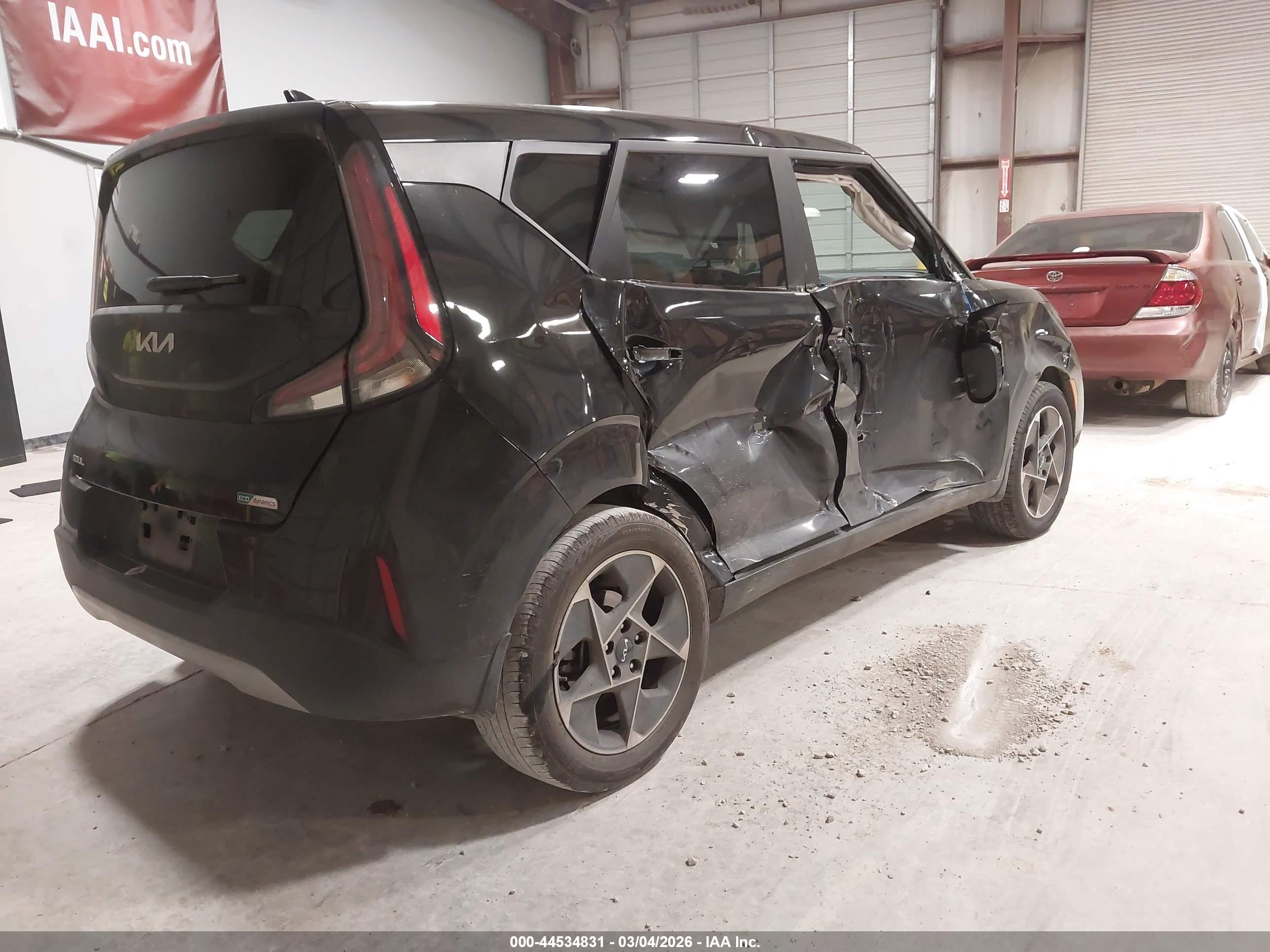 KIA SOUL image 4