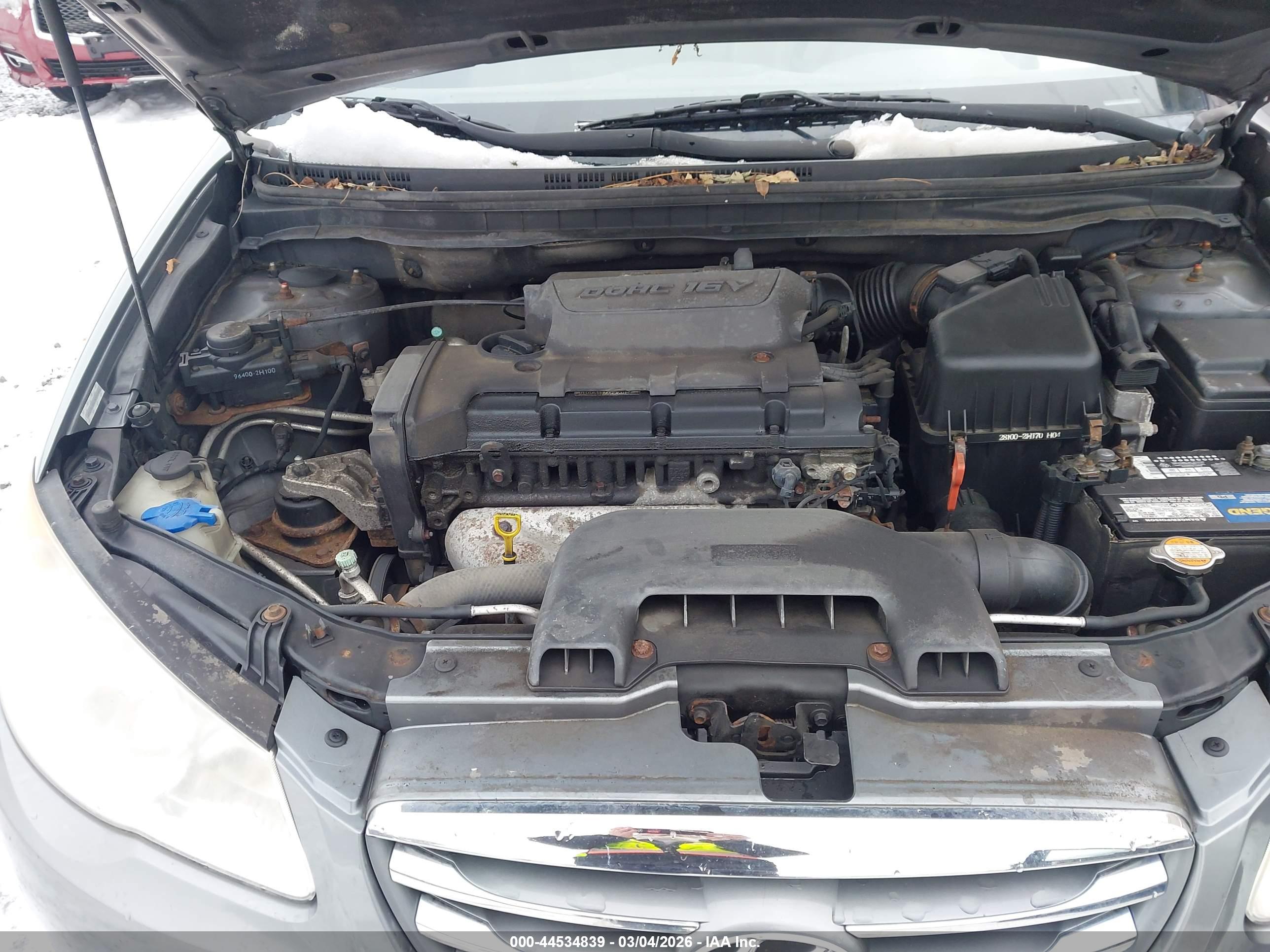 HYUNDAI ELANTRA image 10