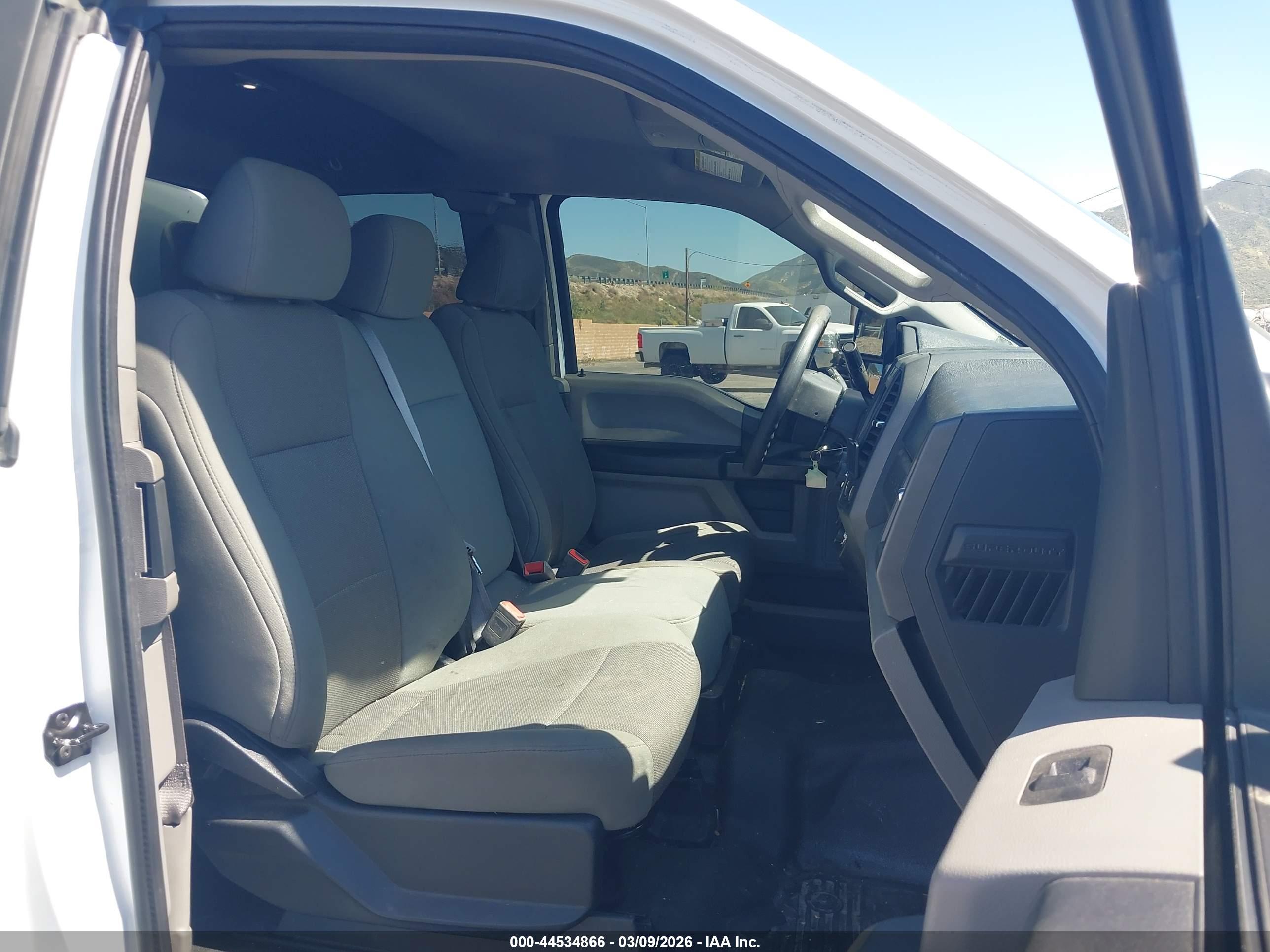 FORD F-250 image 5