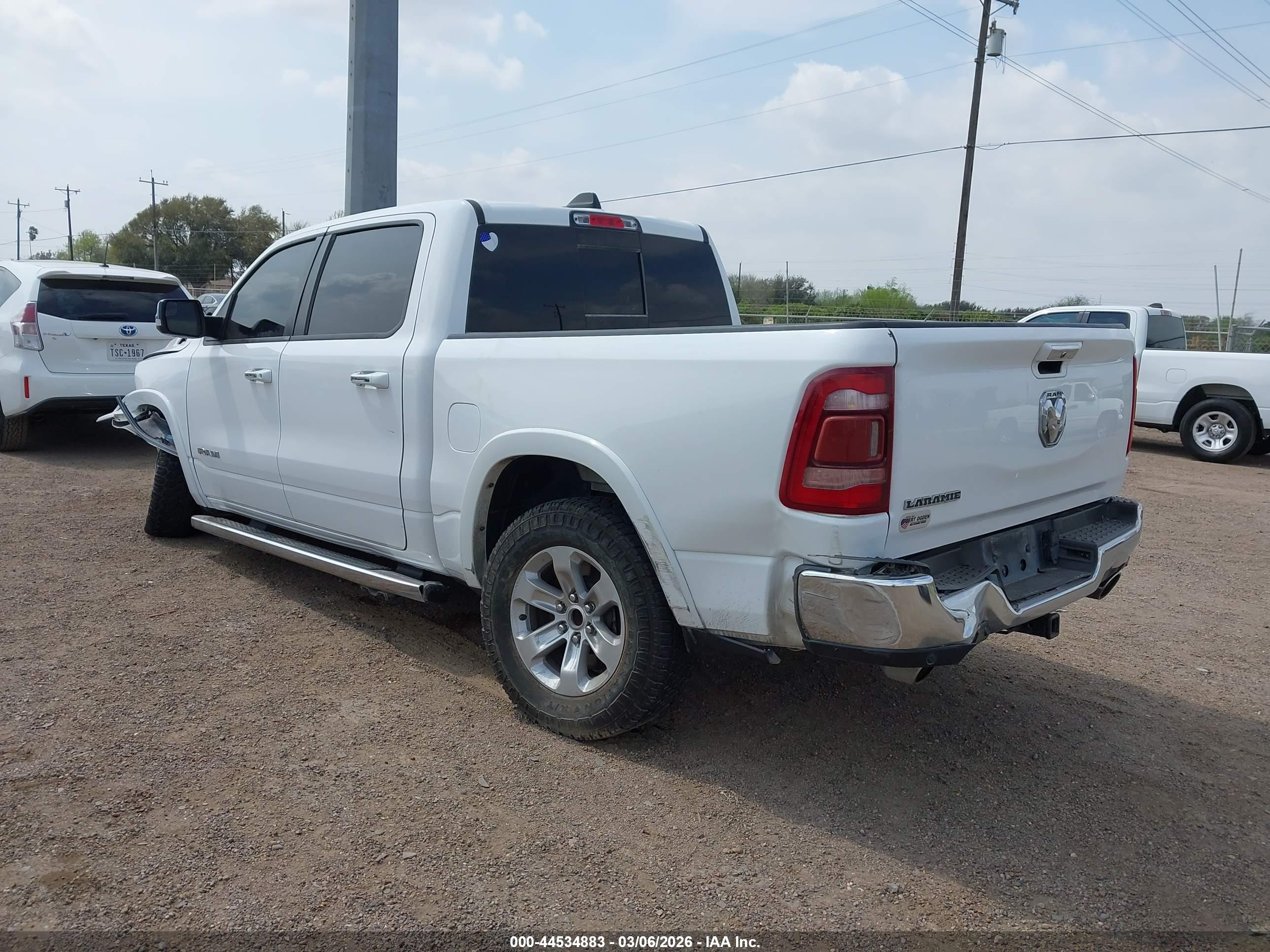 RAM 1500 image 3