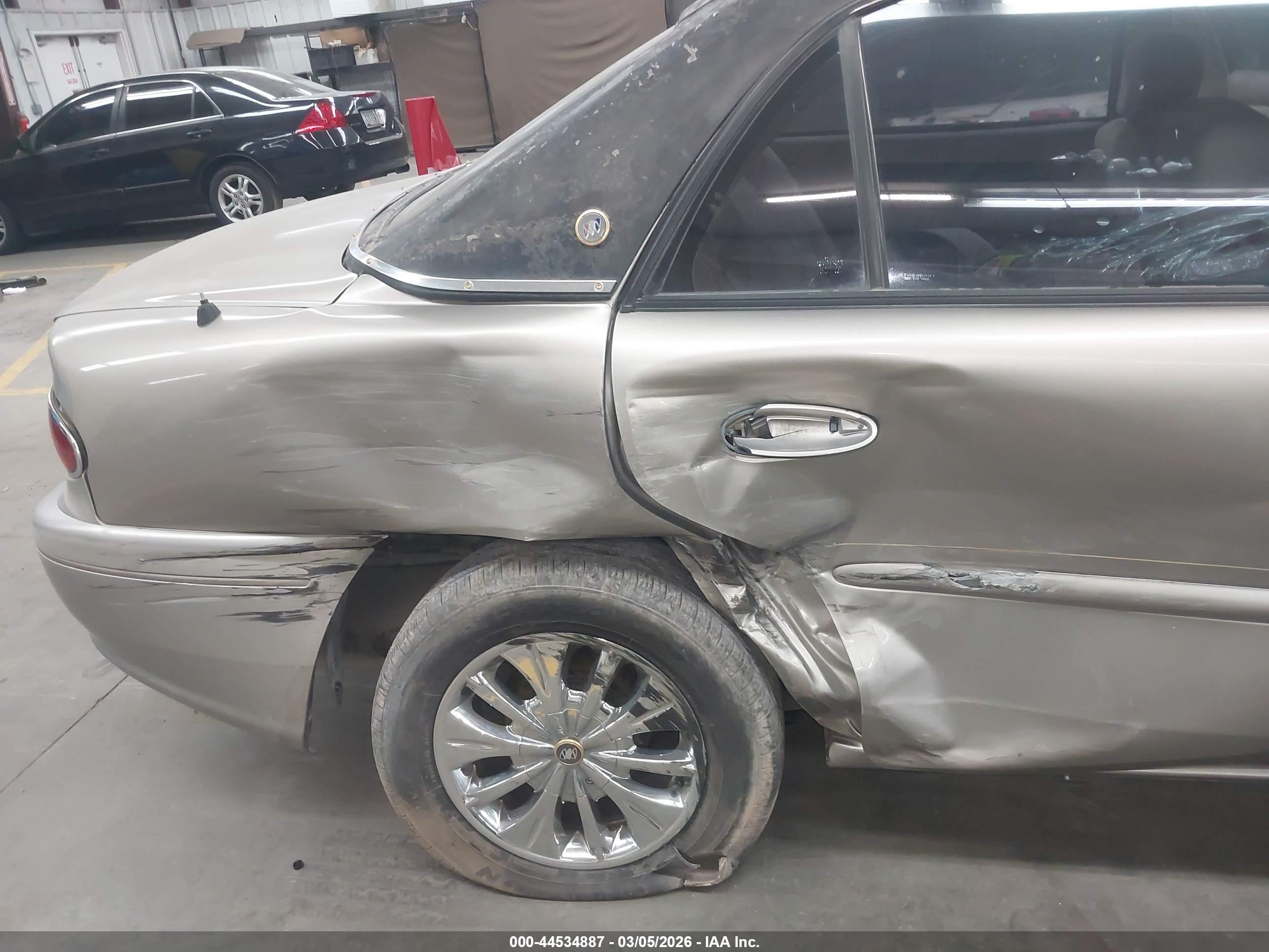 BUICK CENTURY image 6