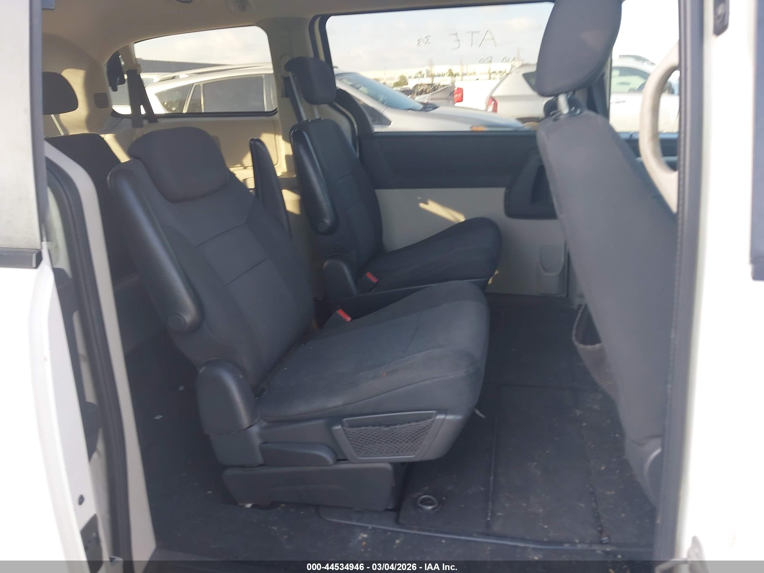 DODGE GRAND image 8