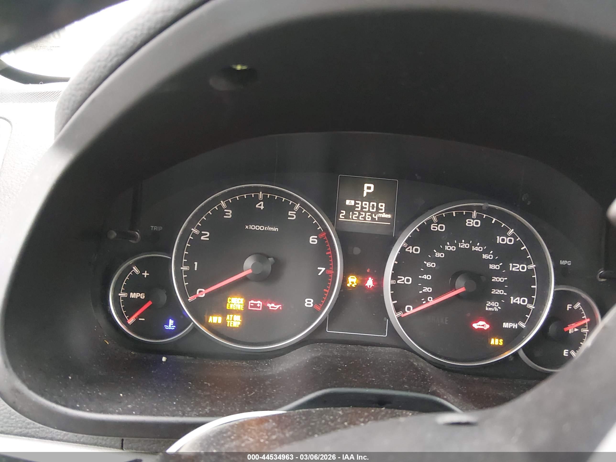 SUBARU OUTBACK image 7