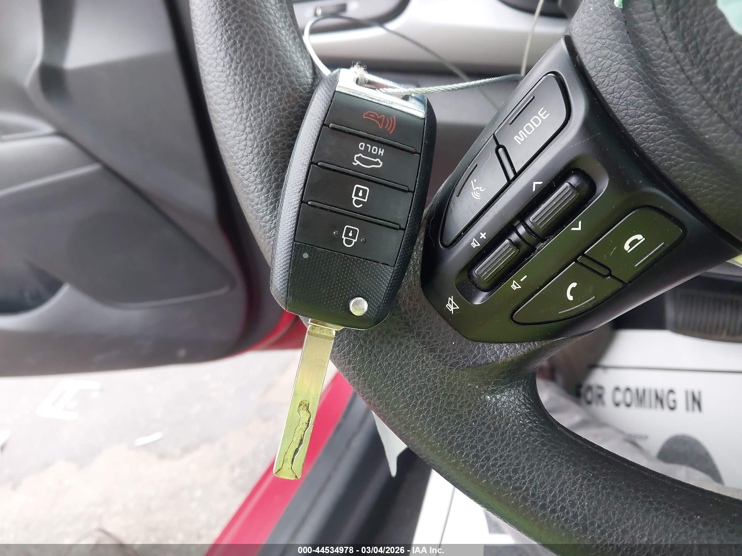 KIA RIO image 11
