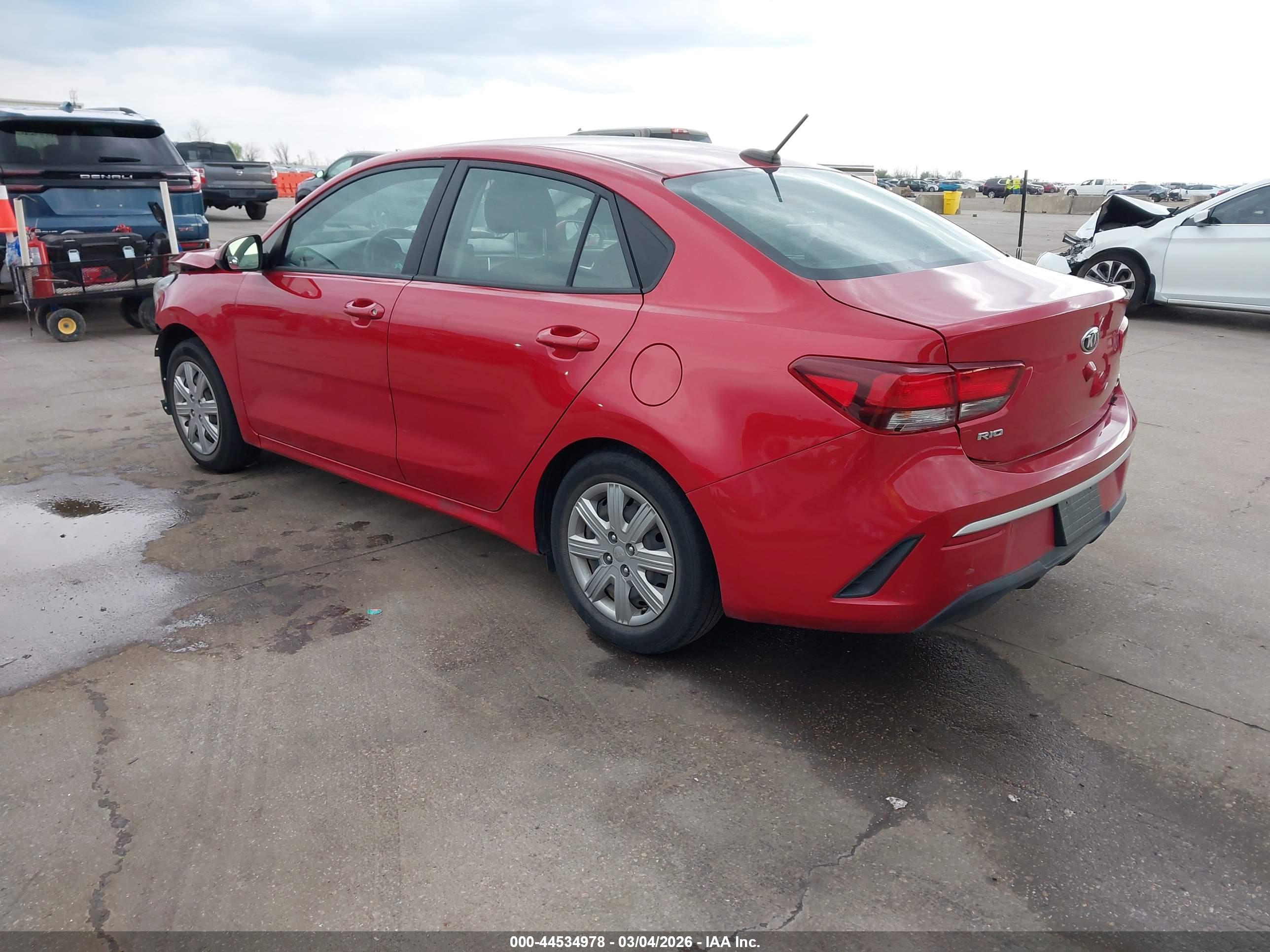 KIA RIO image 3