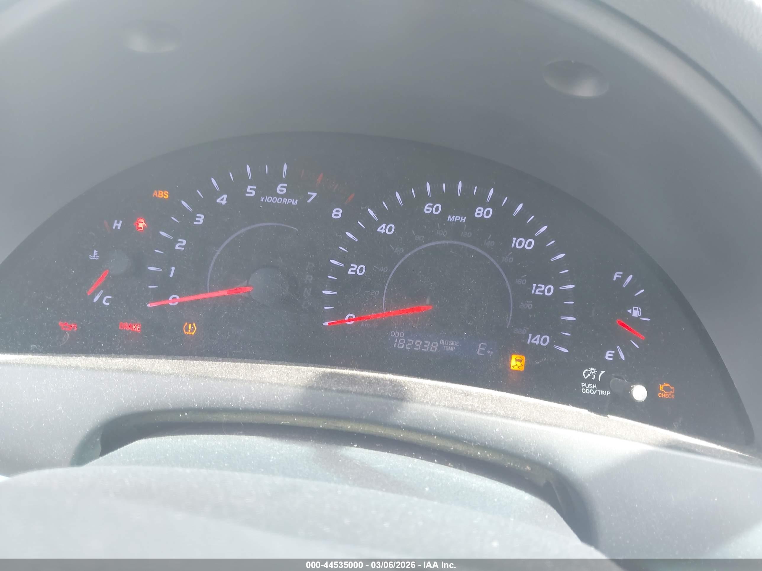 TOYOTA CAMRY image 7