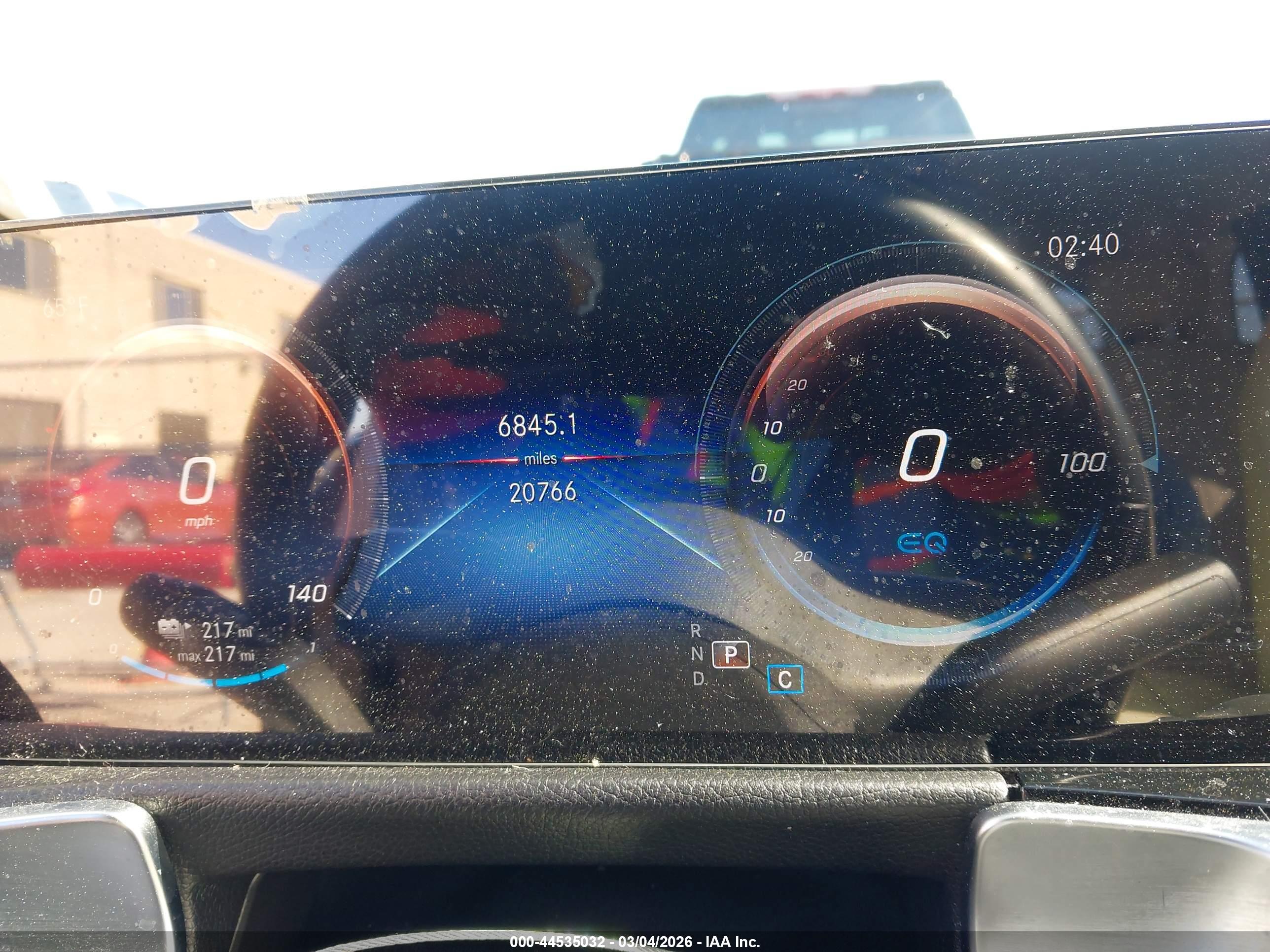 MERCEDES-BENZ EQB image 7