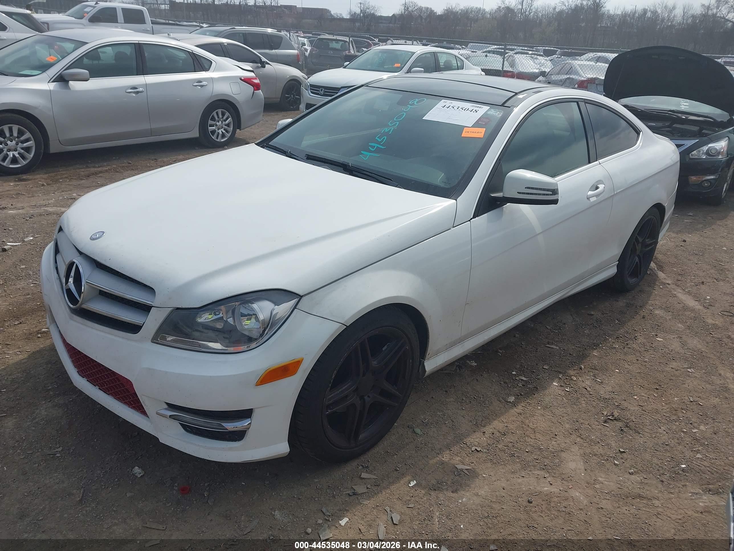 MERCEDES-BENZ C image 2