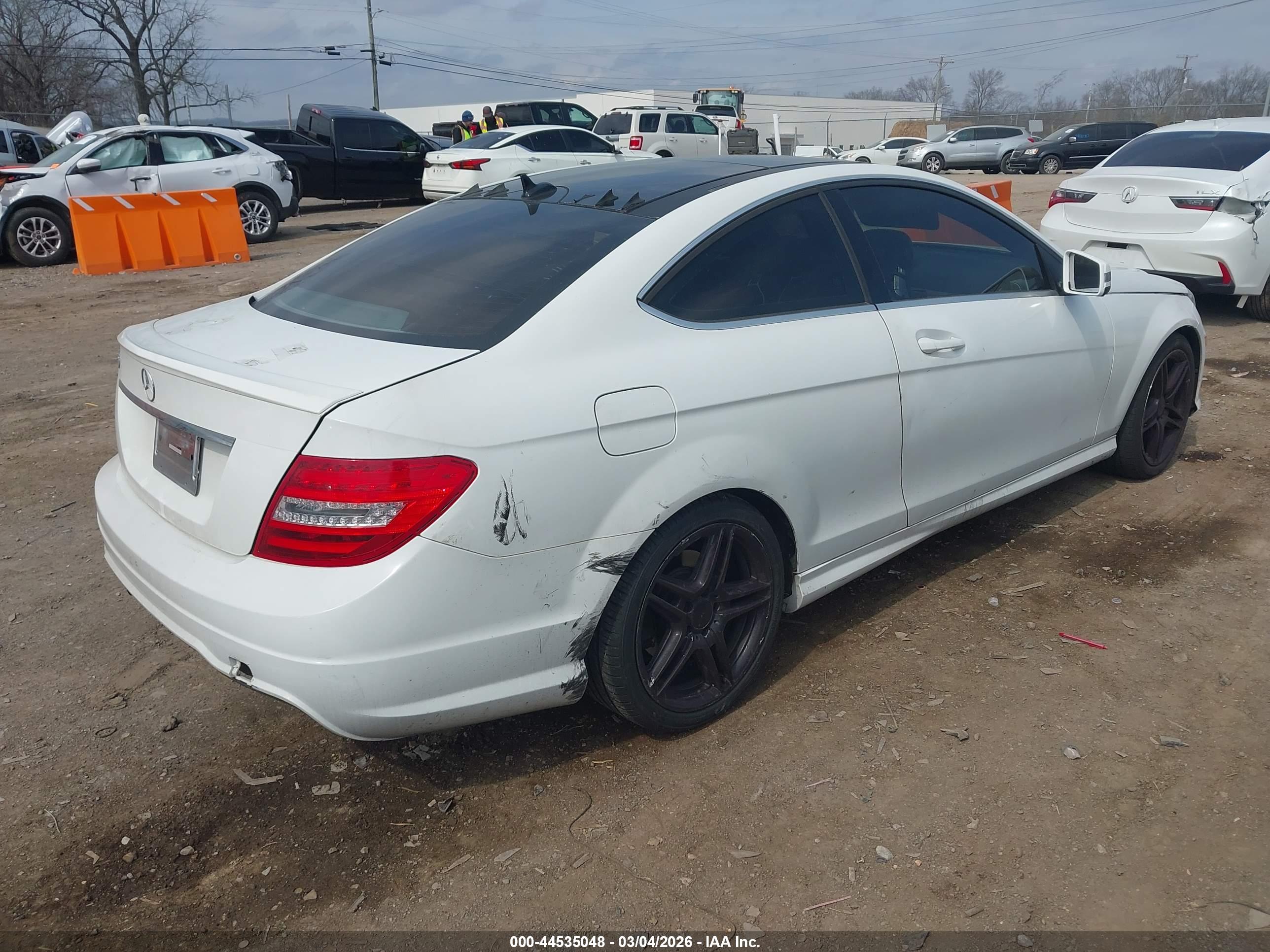 MERCEDES-BENZ C image 4