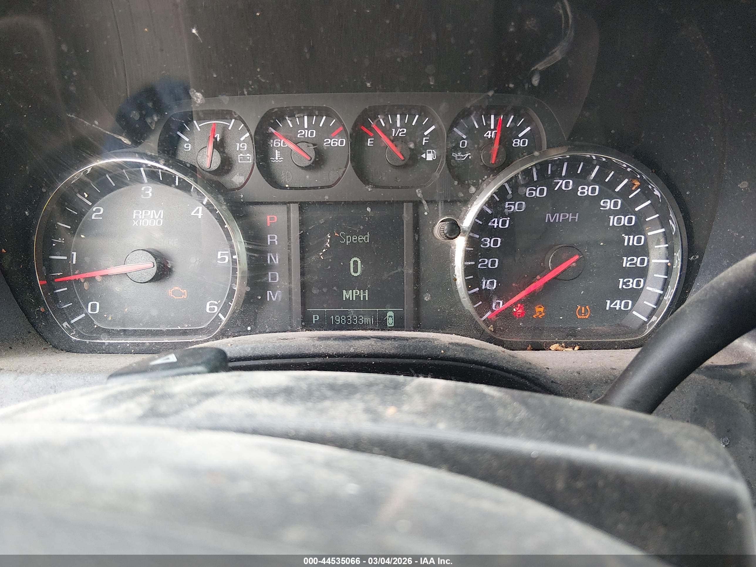 CHEVROLET SILVERADO image 7
