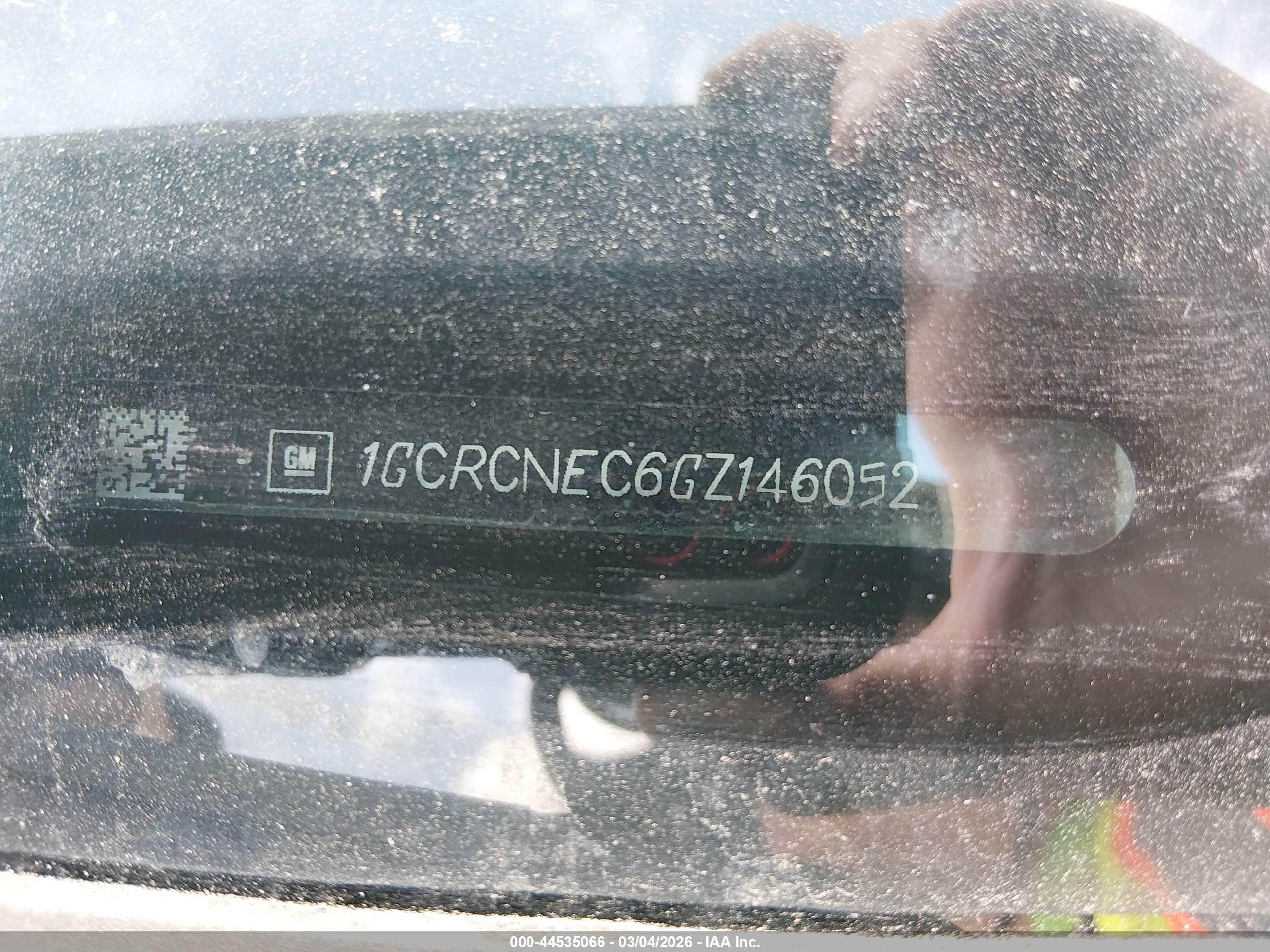CHEVROLET SILVERADO image 9
