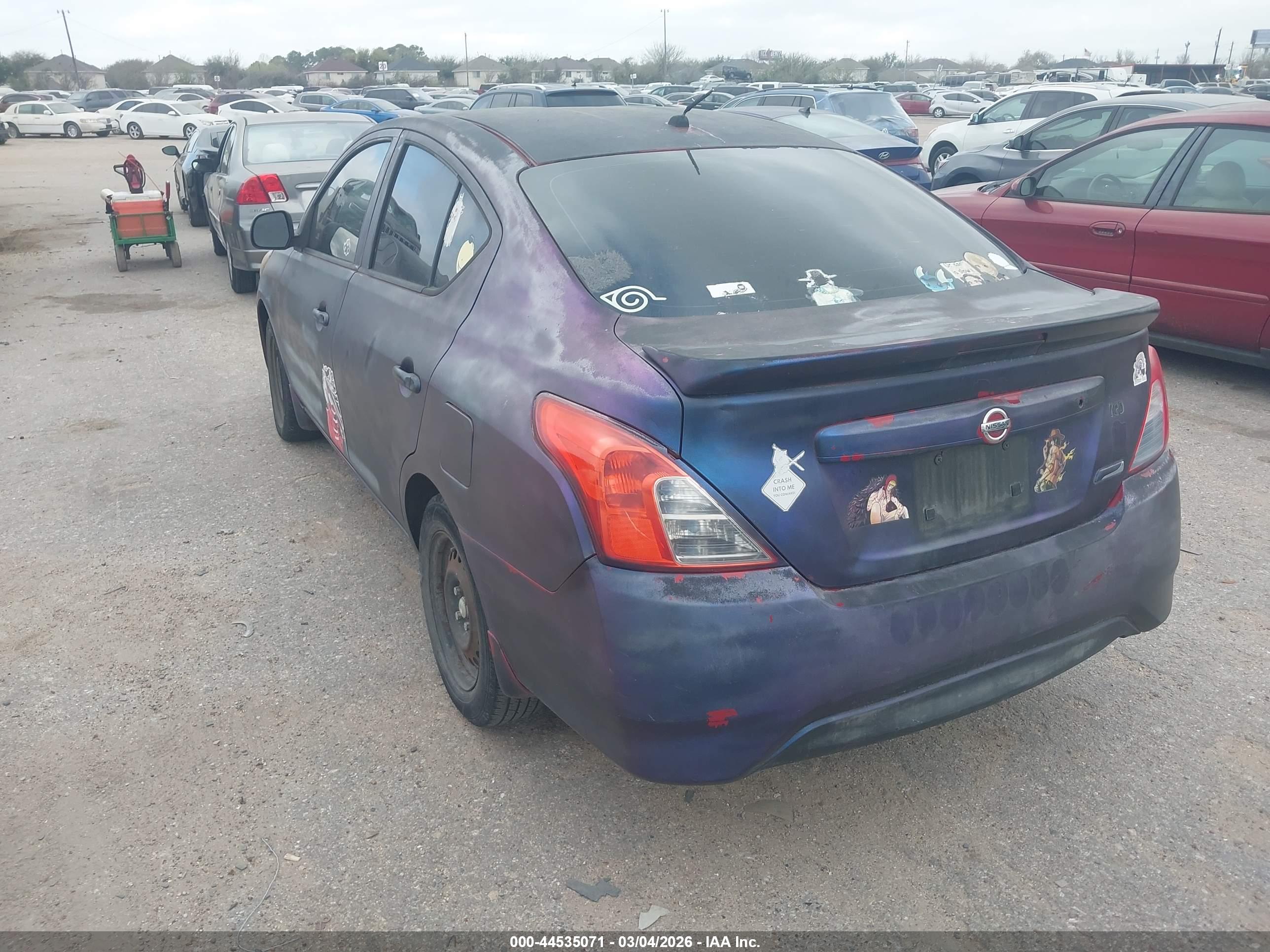 NISSAN VERSA image 3