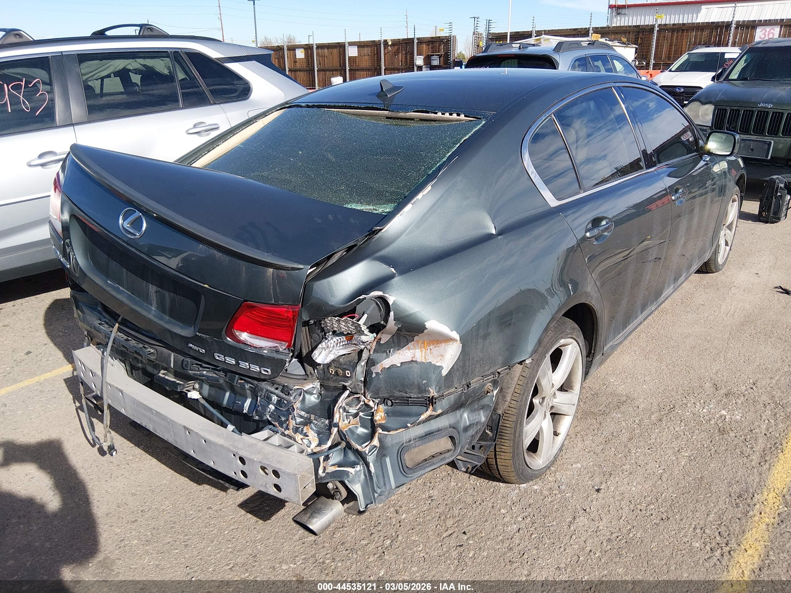 LEXUS GS image 4