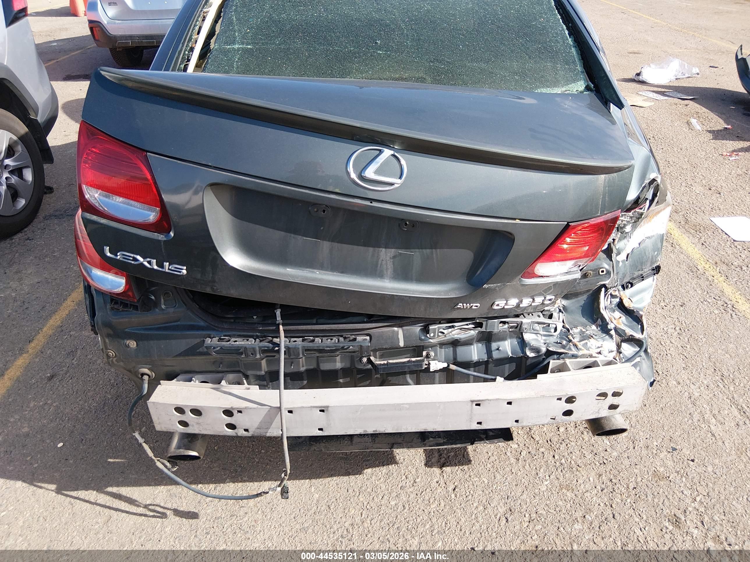 LEXUS GS image 6