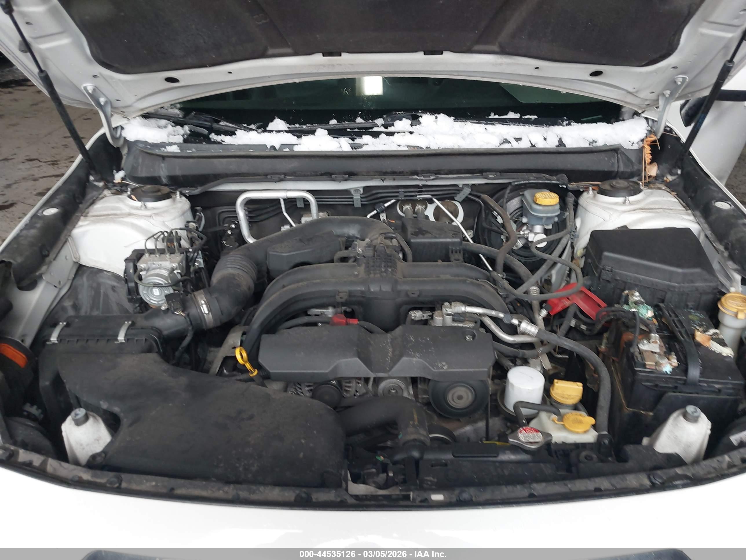 SUBARU OUTBACK image 10