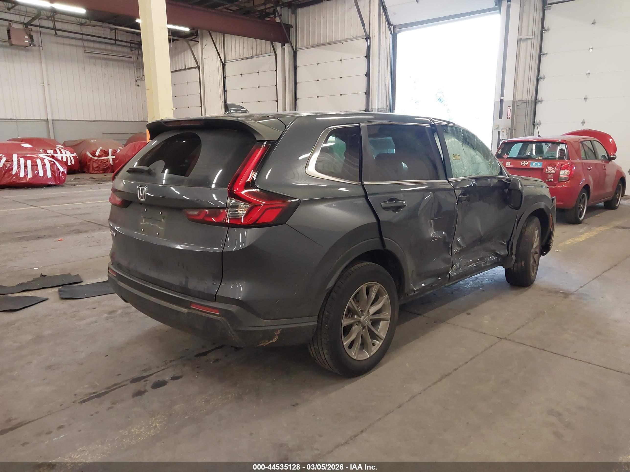 HONDA CR-V image 4