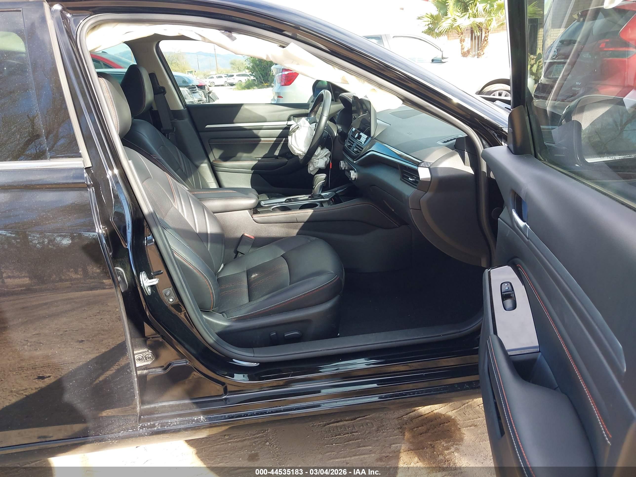 NISSAN ALTIMA image 5