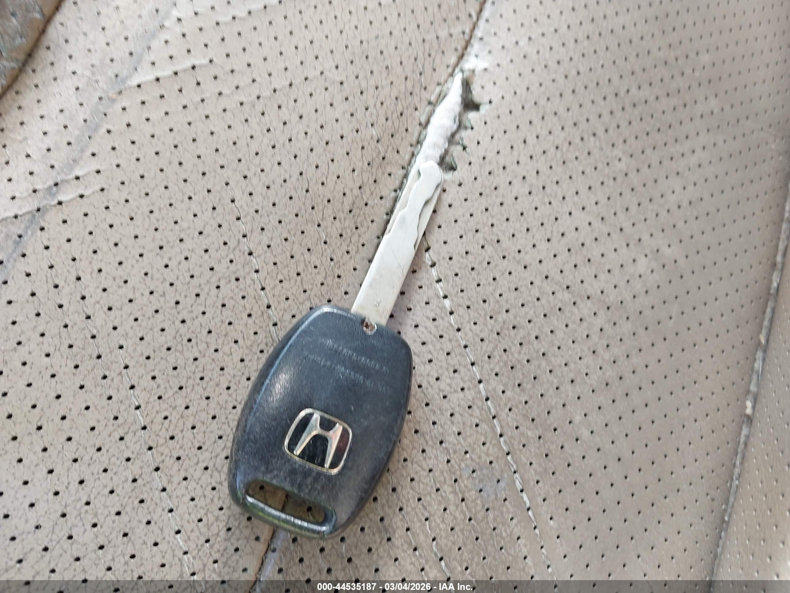 HONDA CR-V image 11