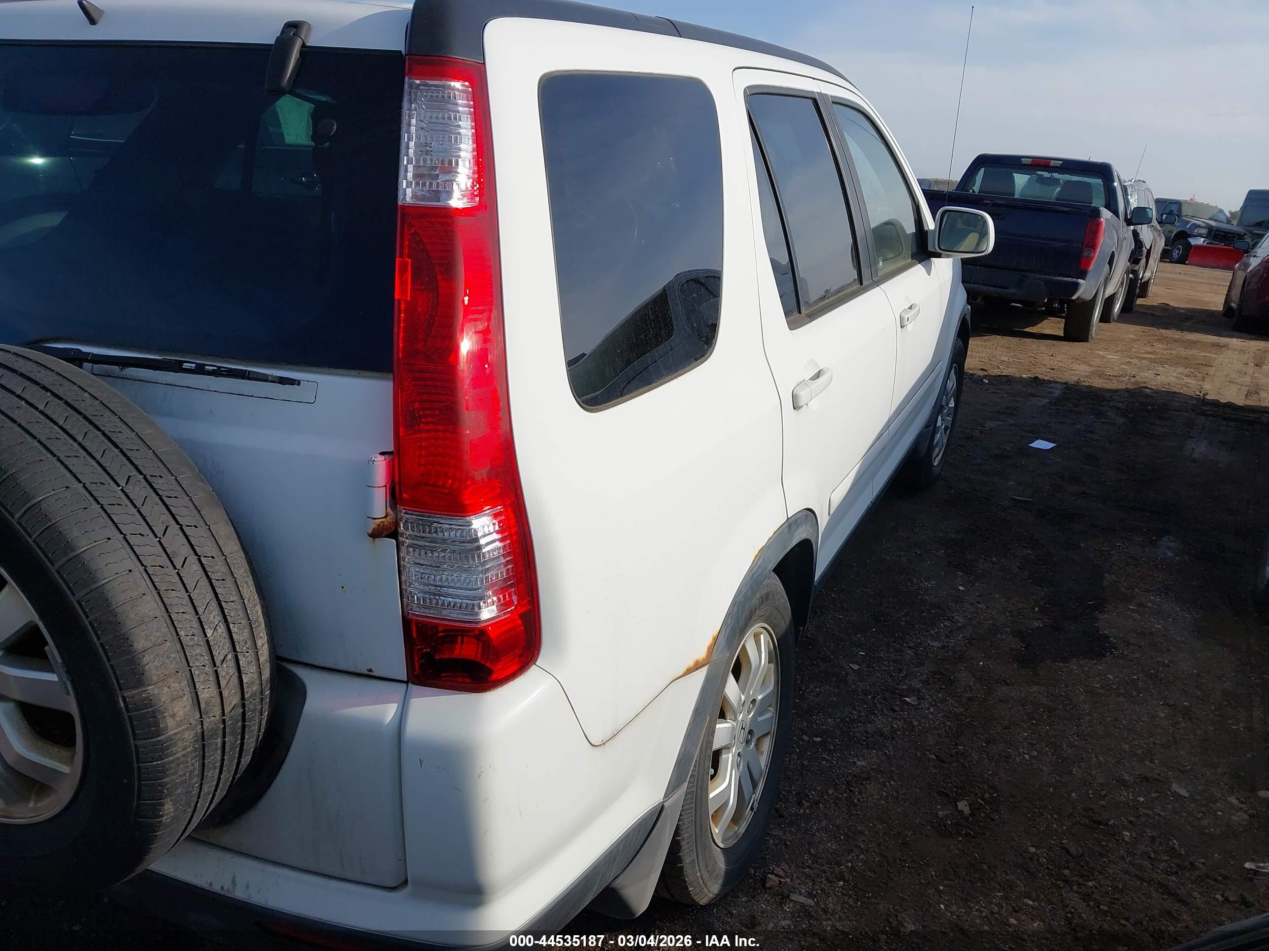 HONDA CR-V image 4