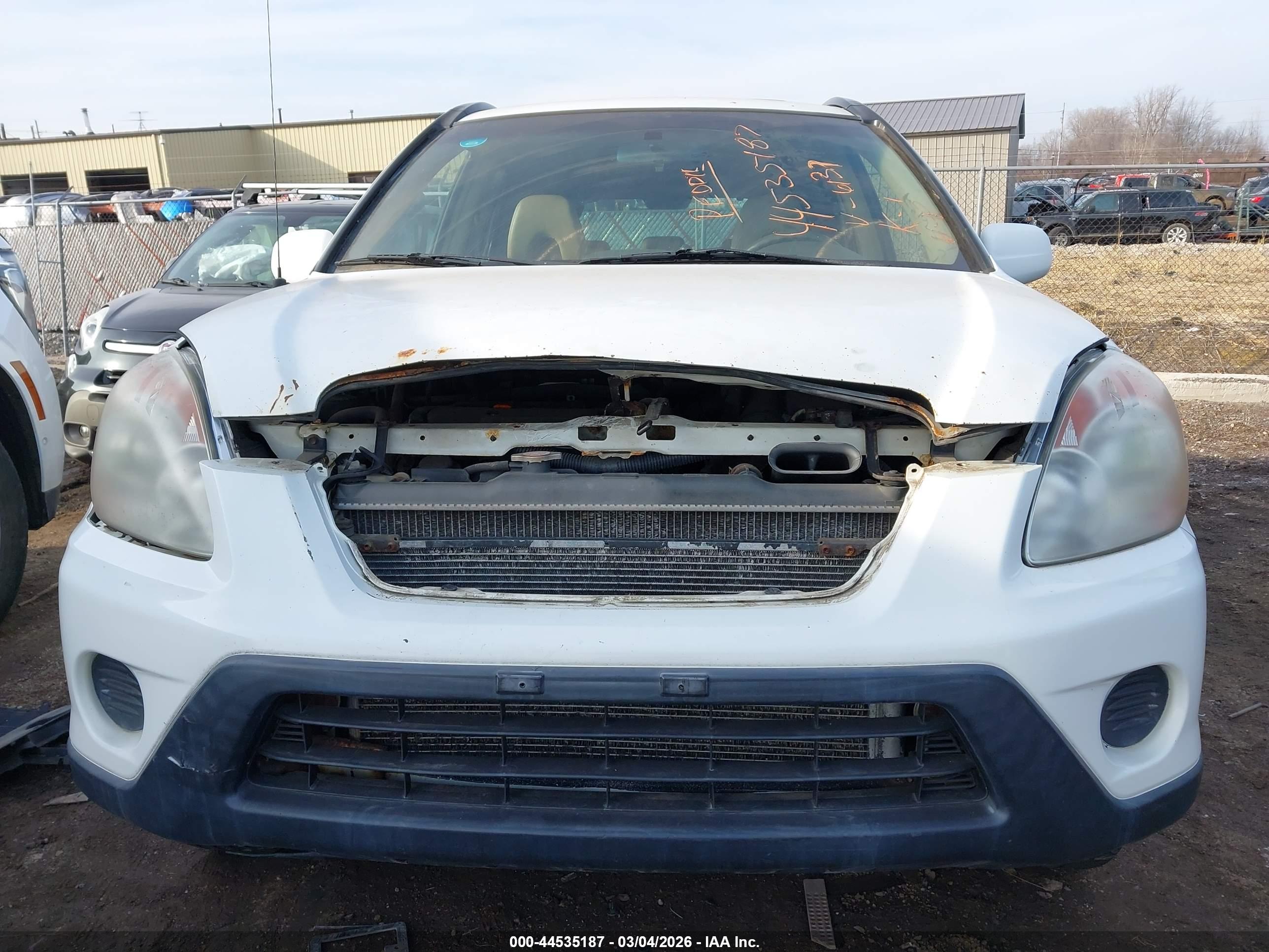 HONDA CR-V image 6