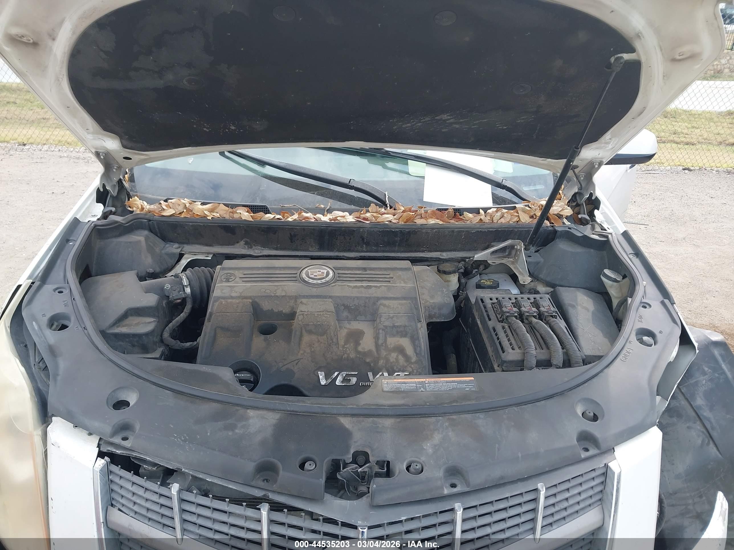CADILLAC SRX image 10