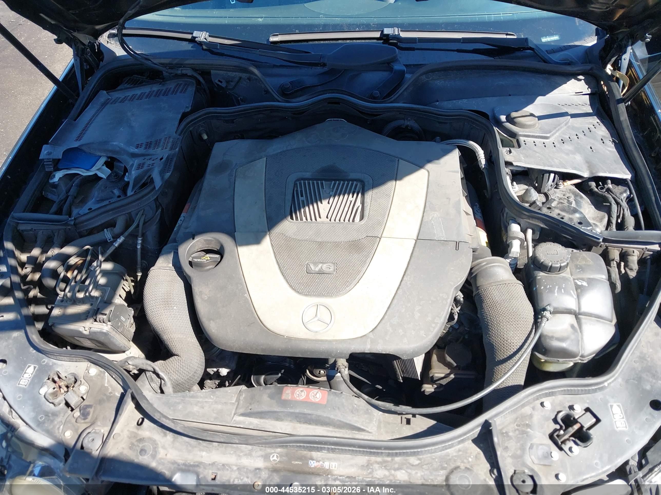 MERCEDES-BENZ E image 10