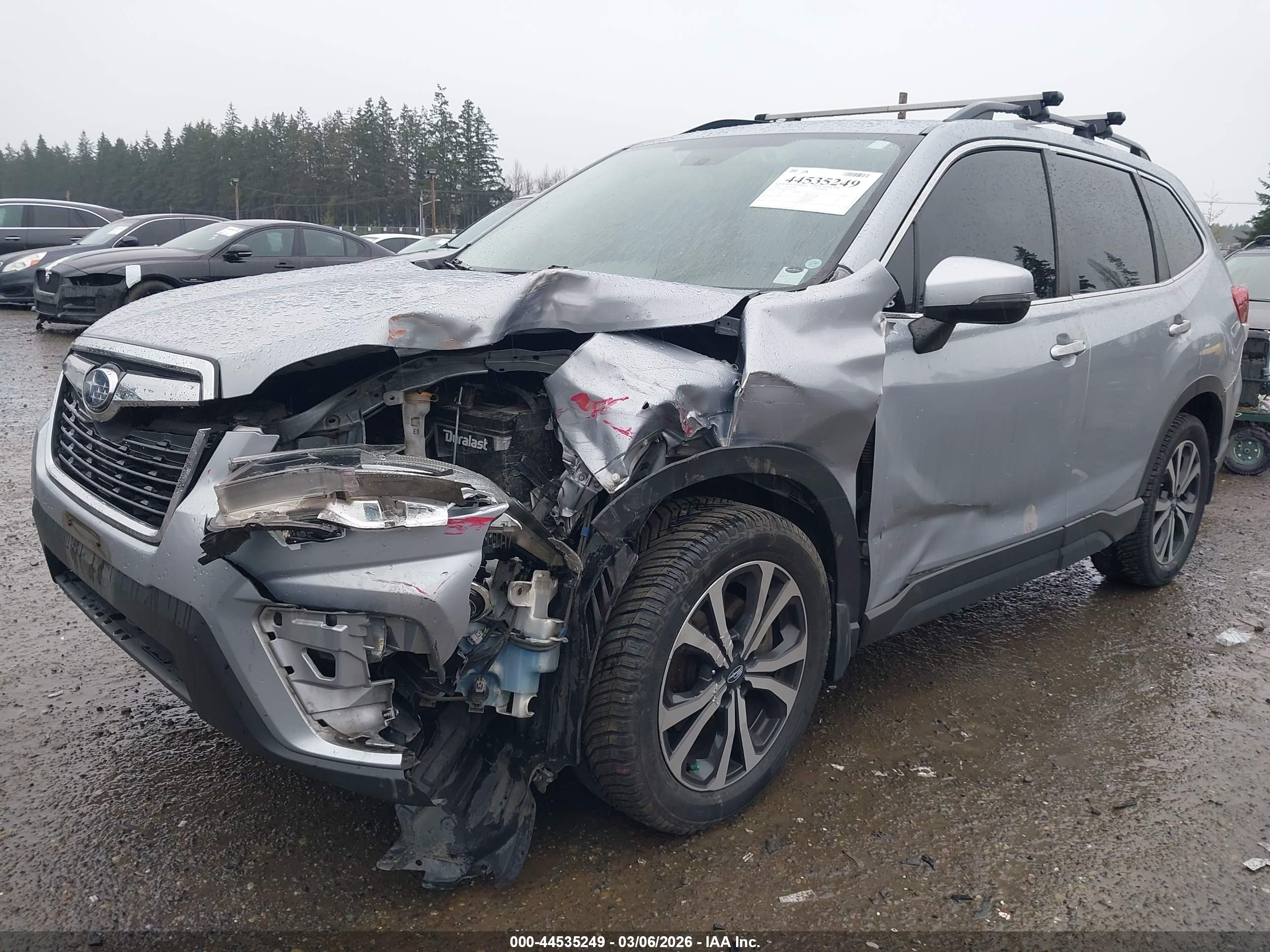 SUBARU FORESTER image 6