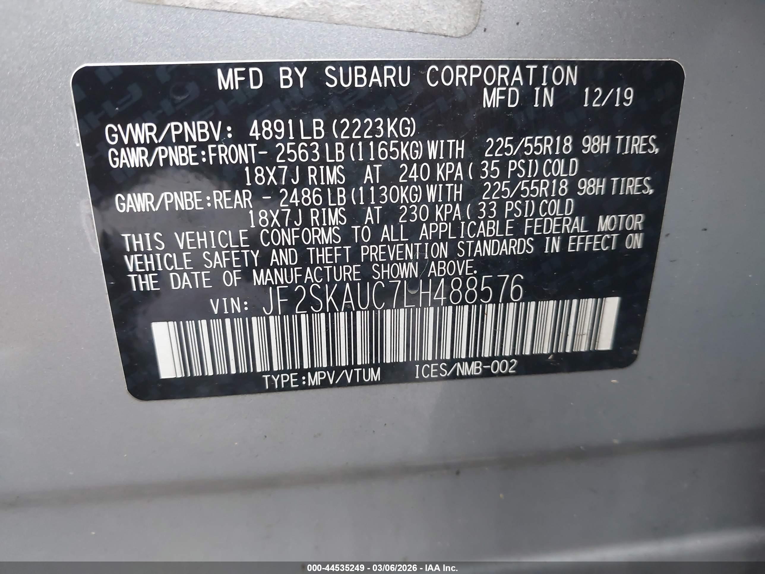 SUBARU FORESTER image 9