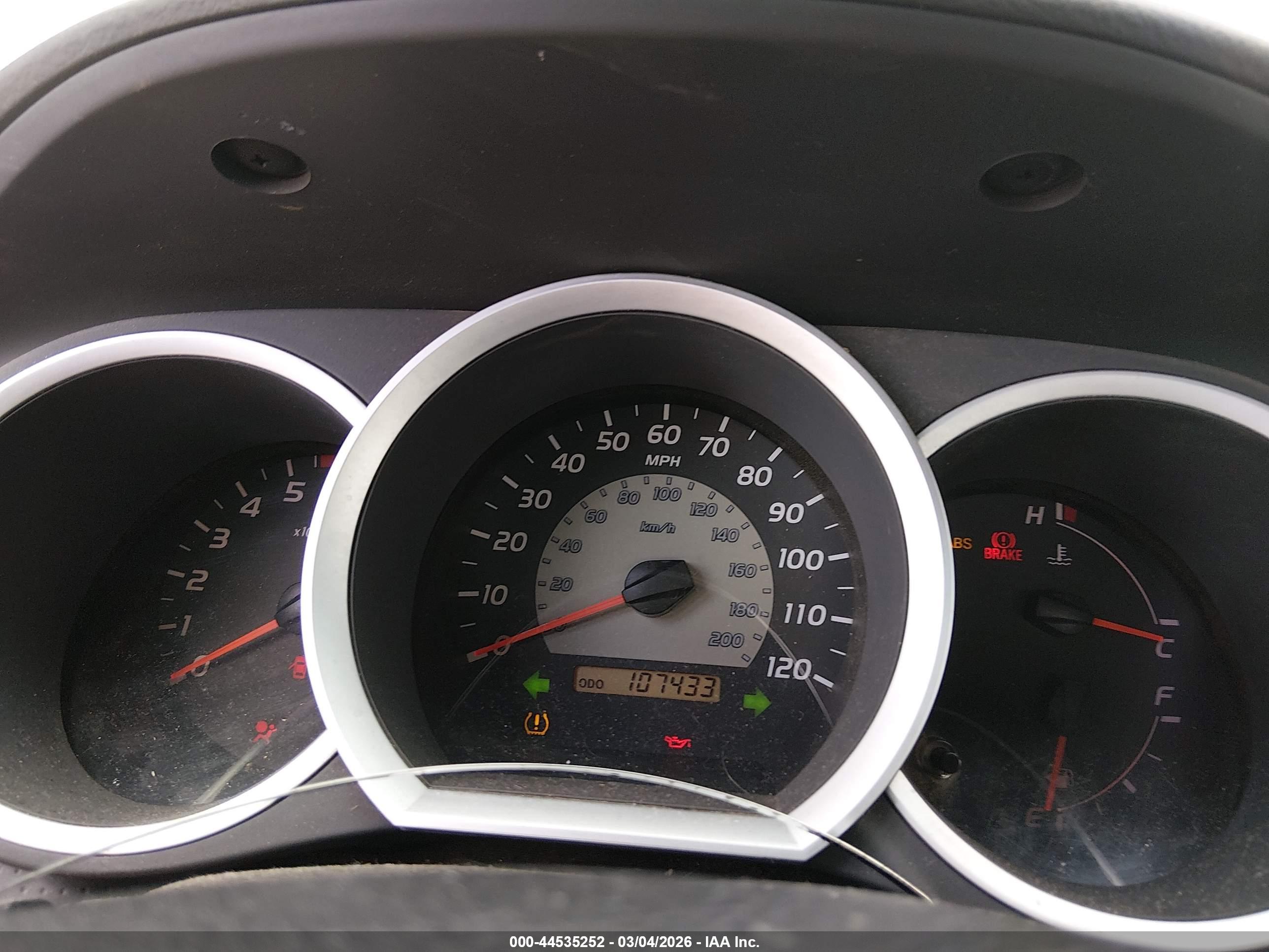 TOYOTA TACOMA image 7