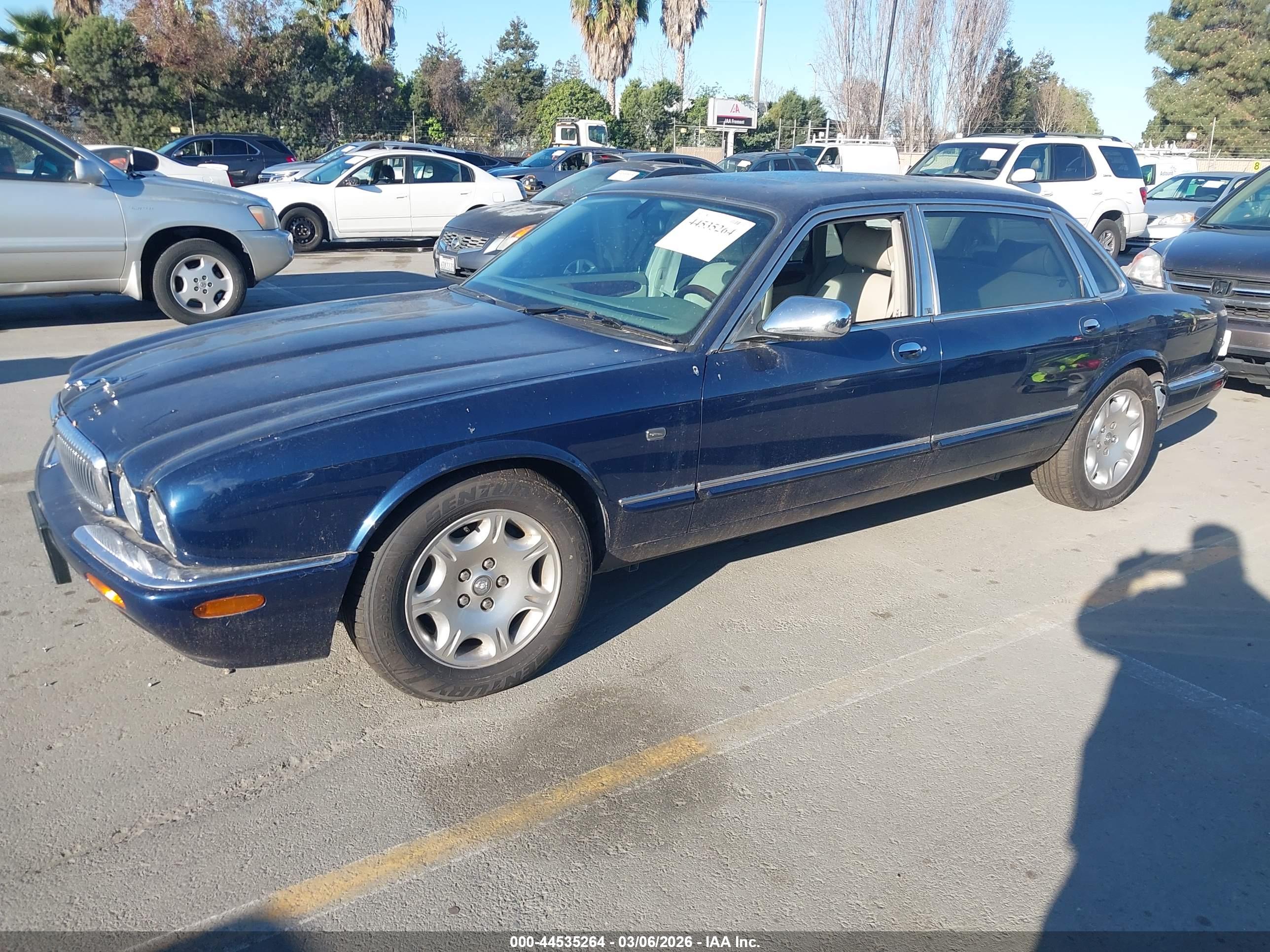 JAGUAR XJ8 image 2