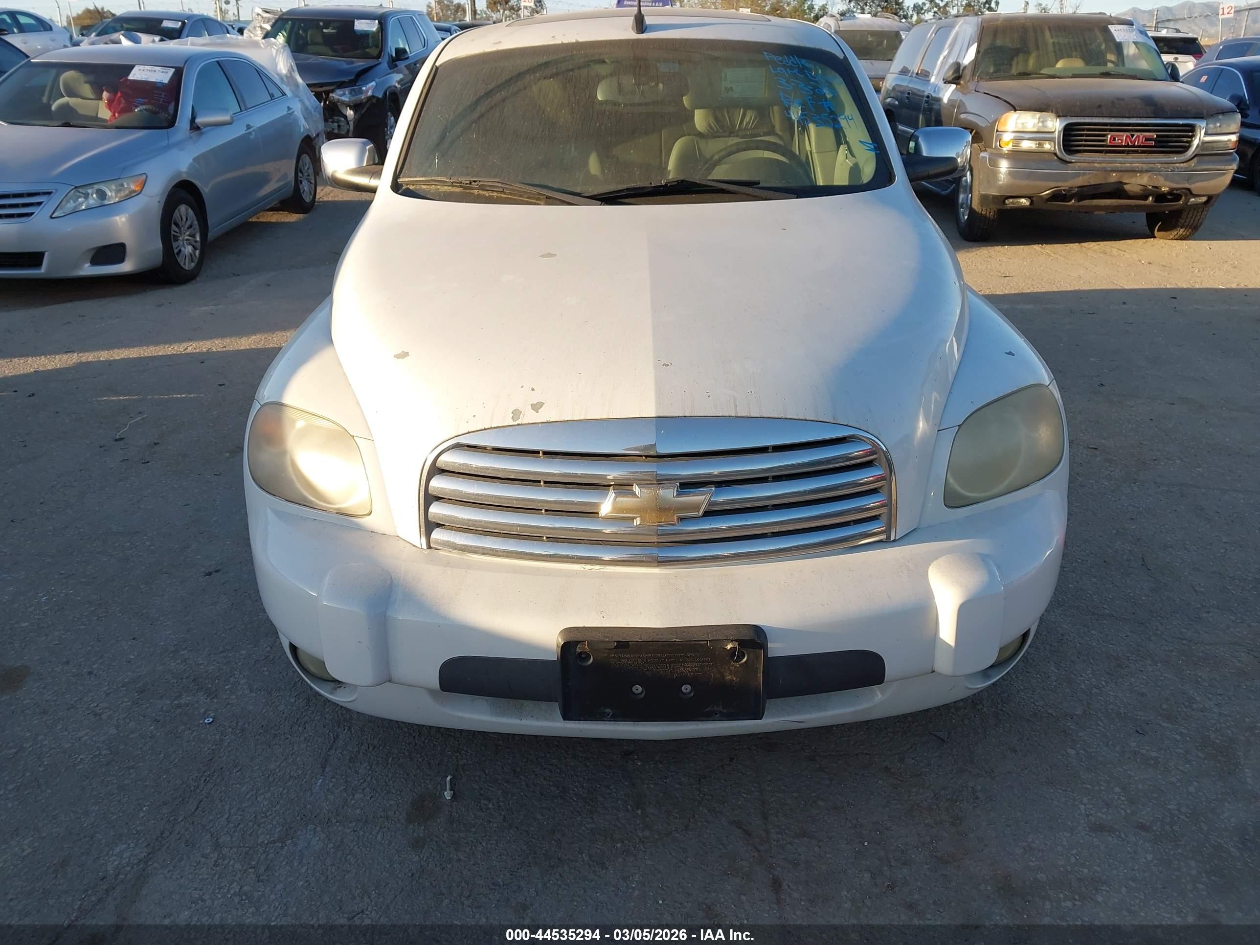 CHEVROLET HHR image 6