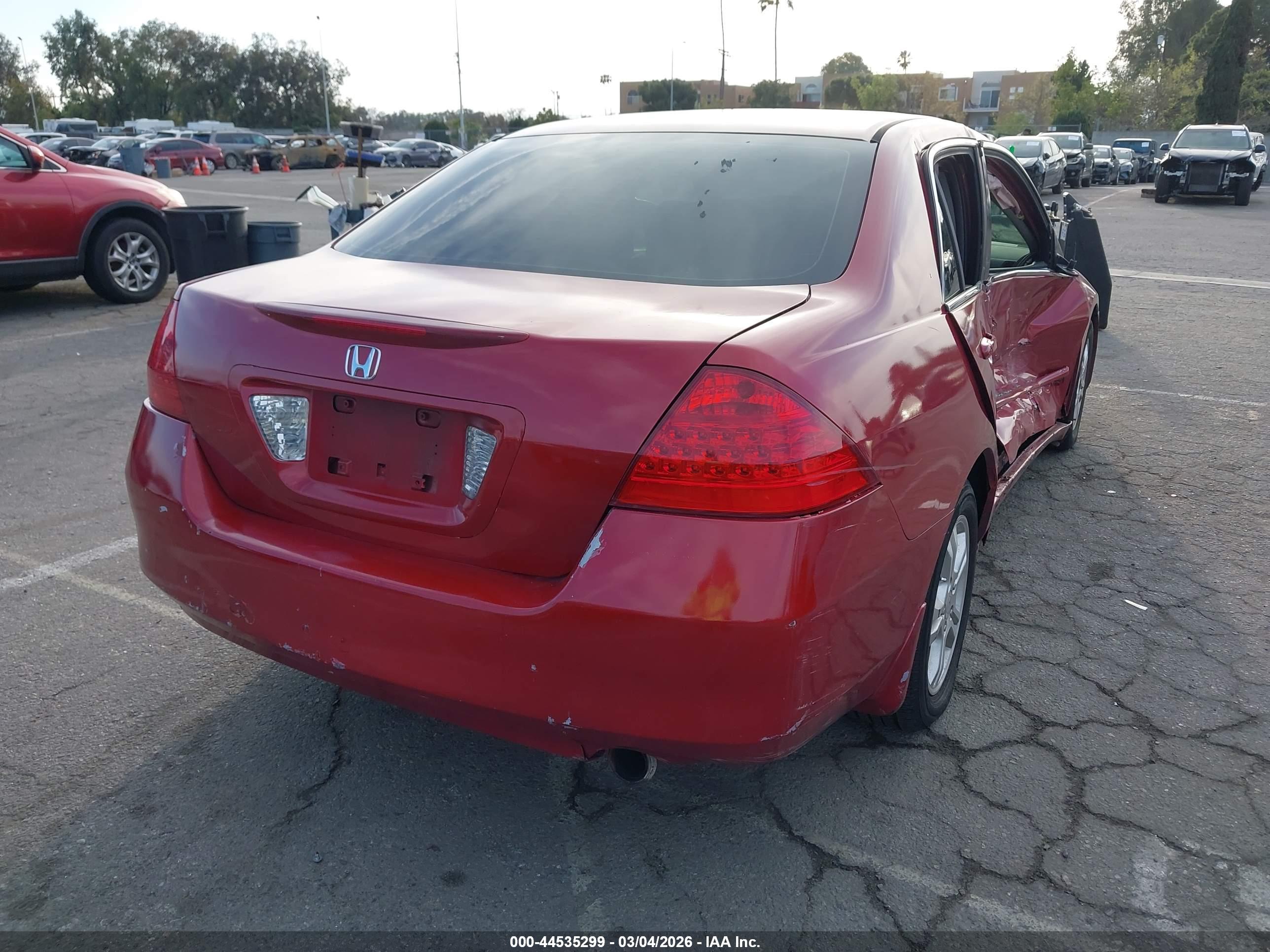 HONDA ACCORD image 4