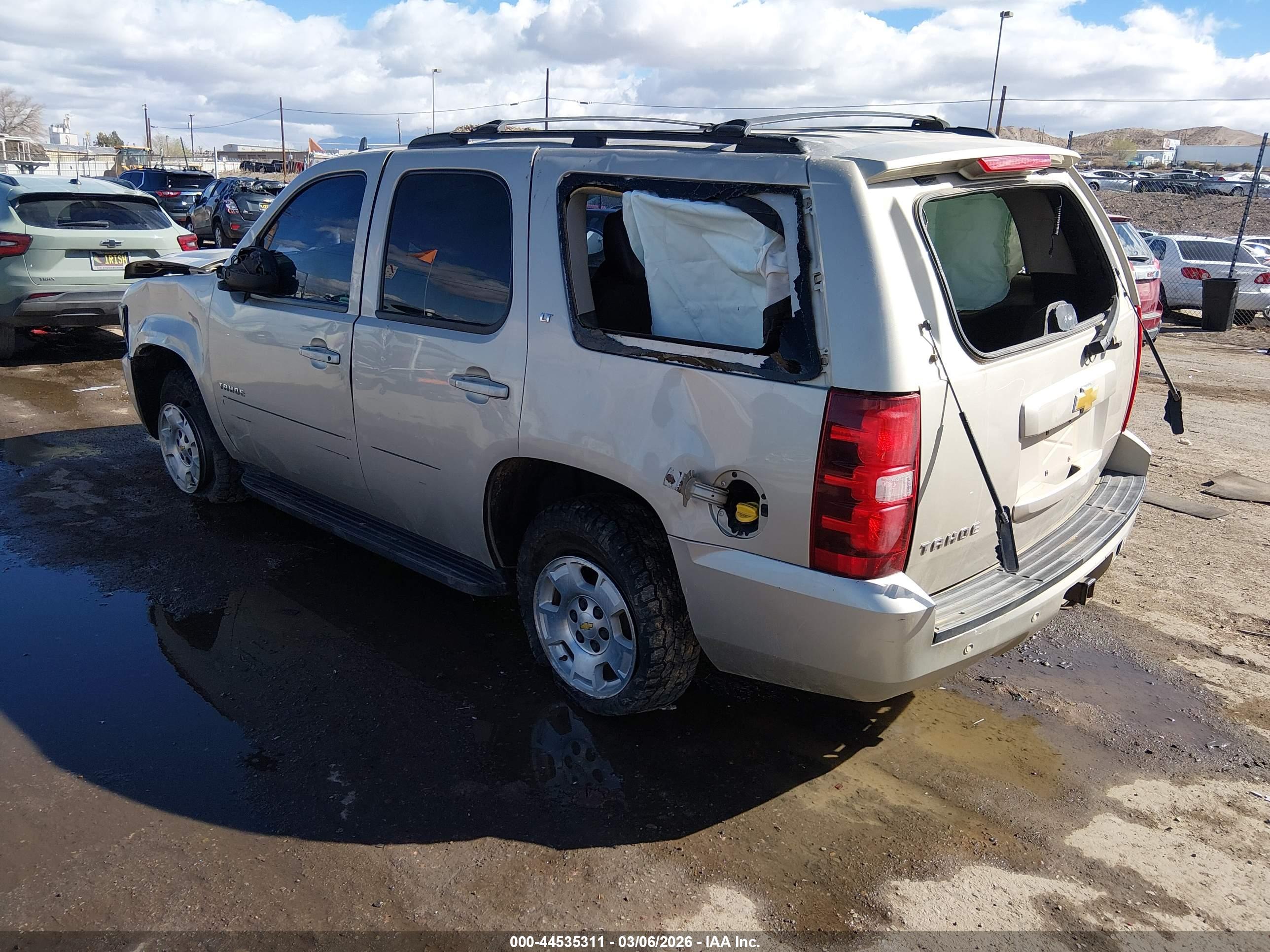CHEVROLET TAHOE image 3