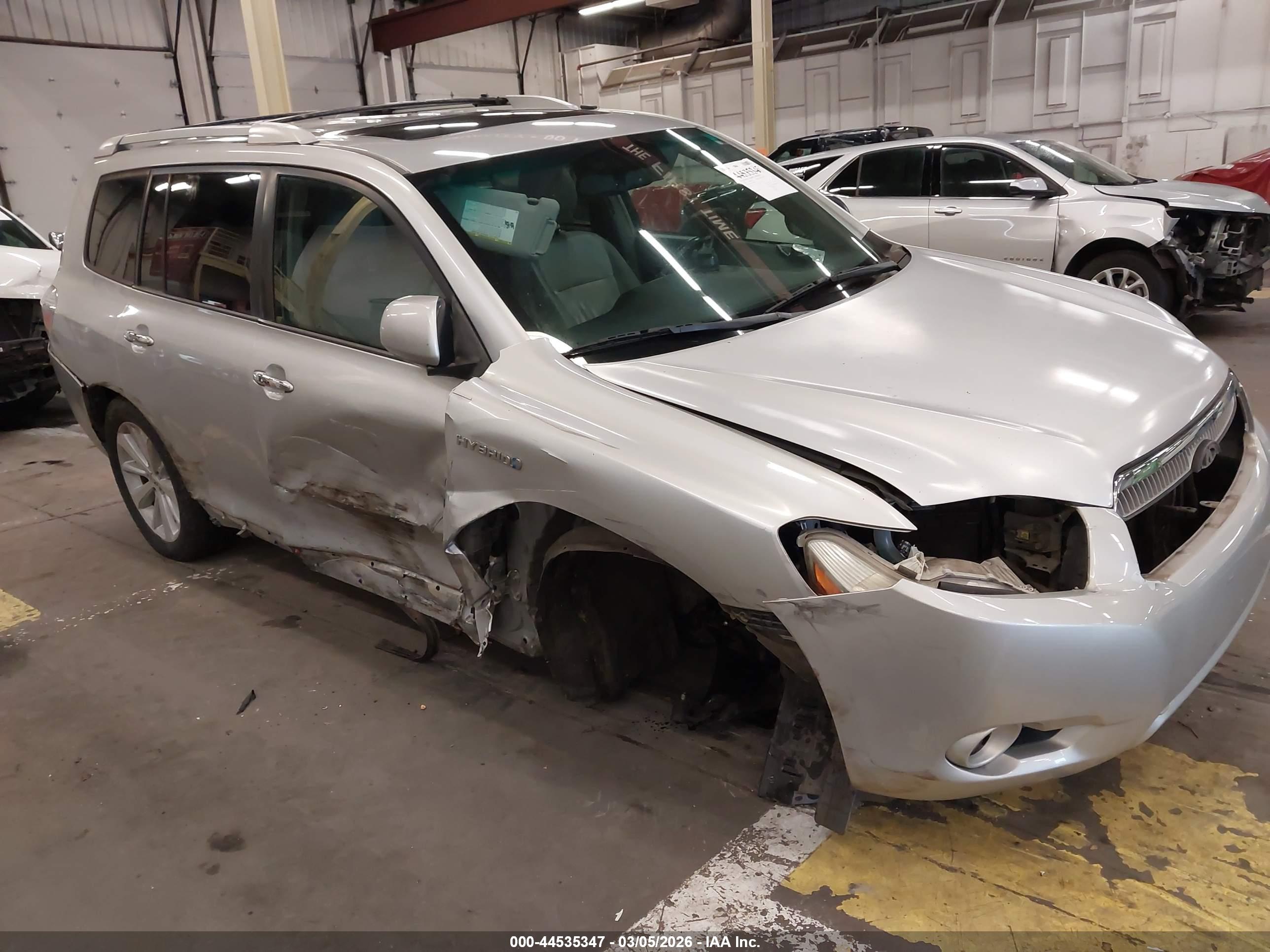 TOYOTA HIGHLANDER image 6