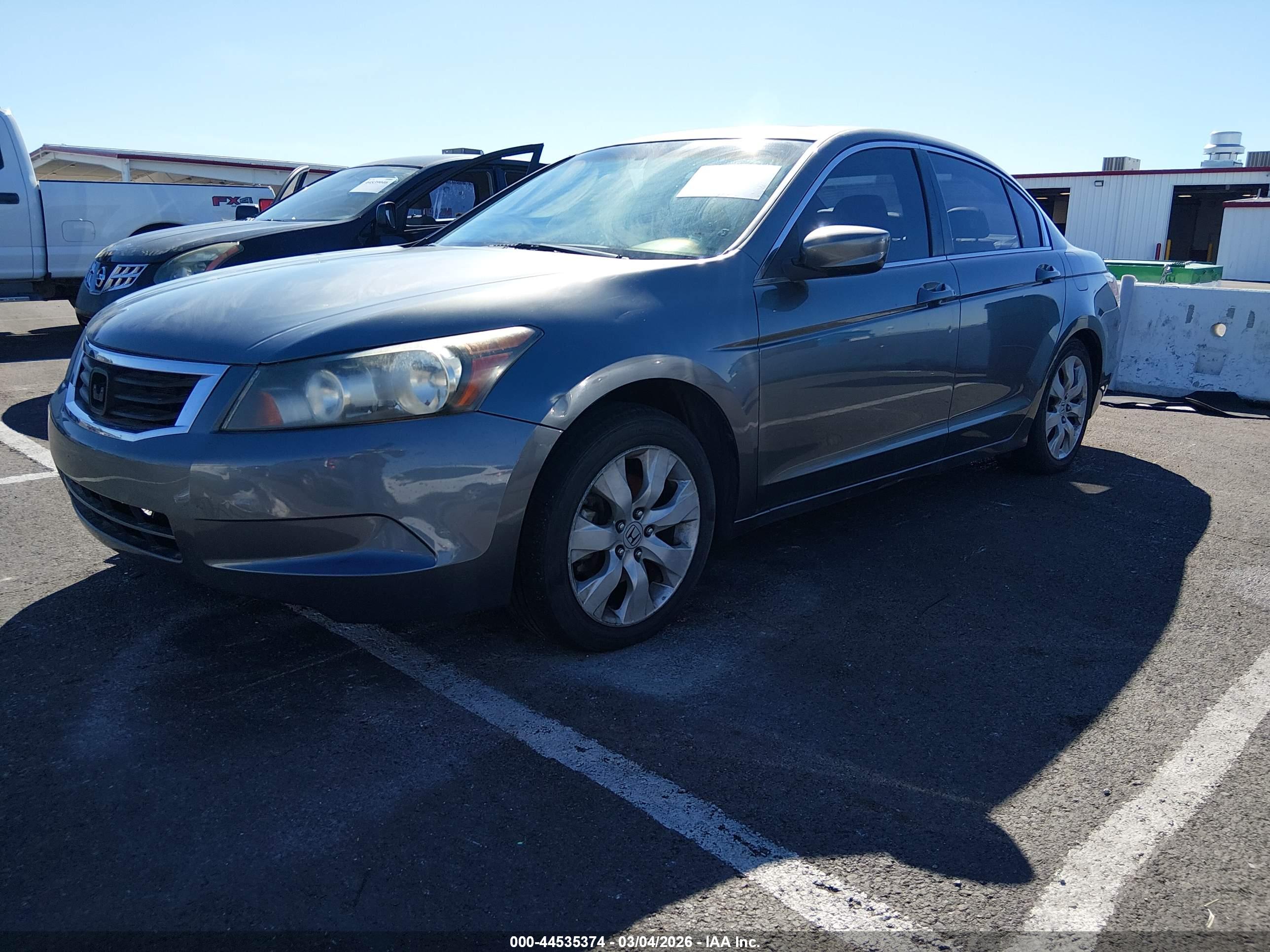 HONDA ACCORD image 2