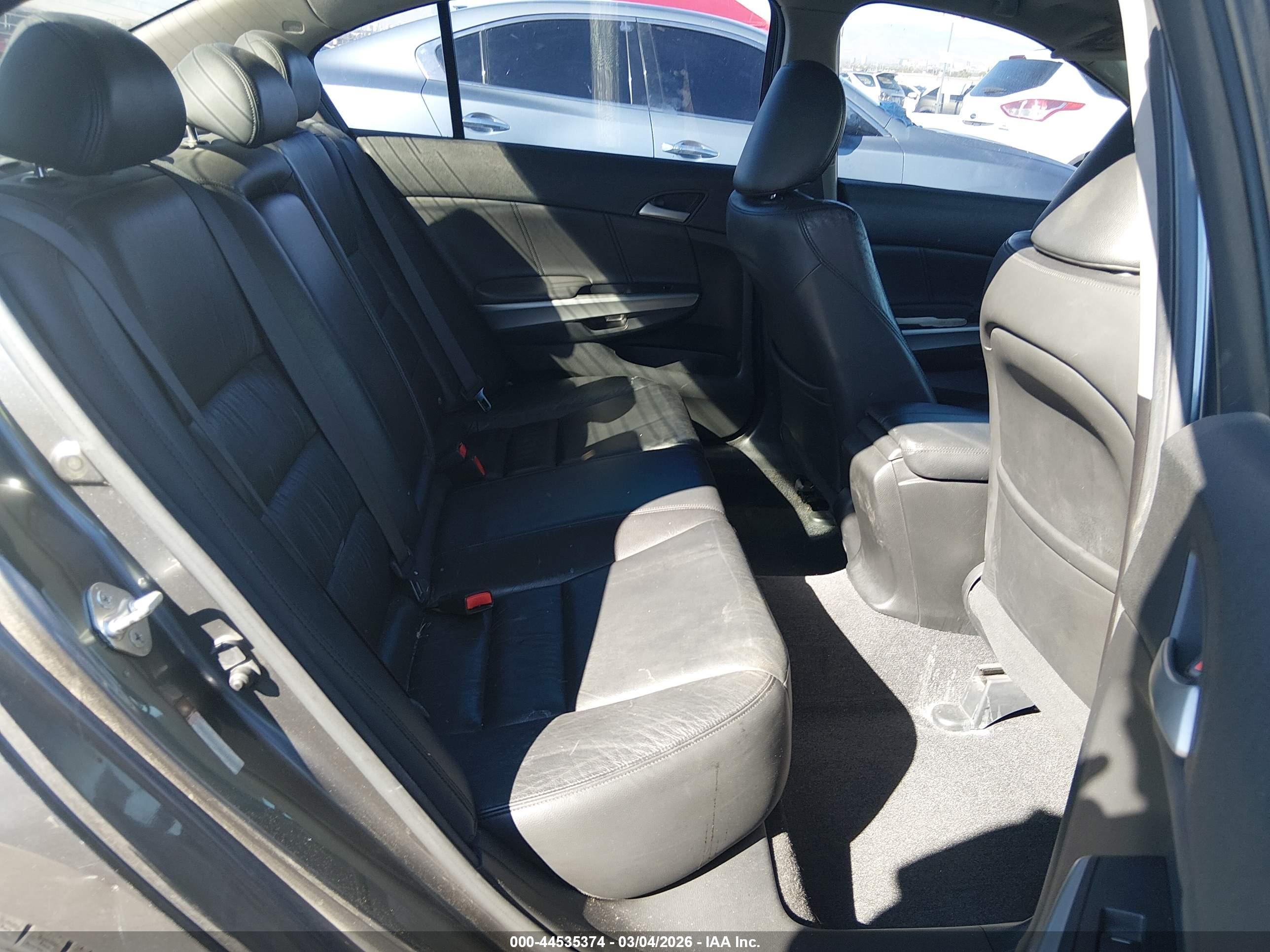 HONDA ACCORD image 8