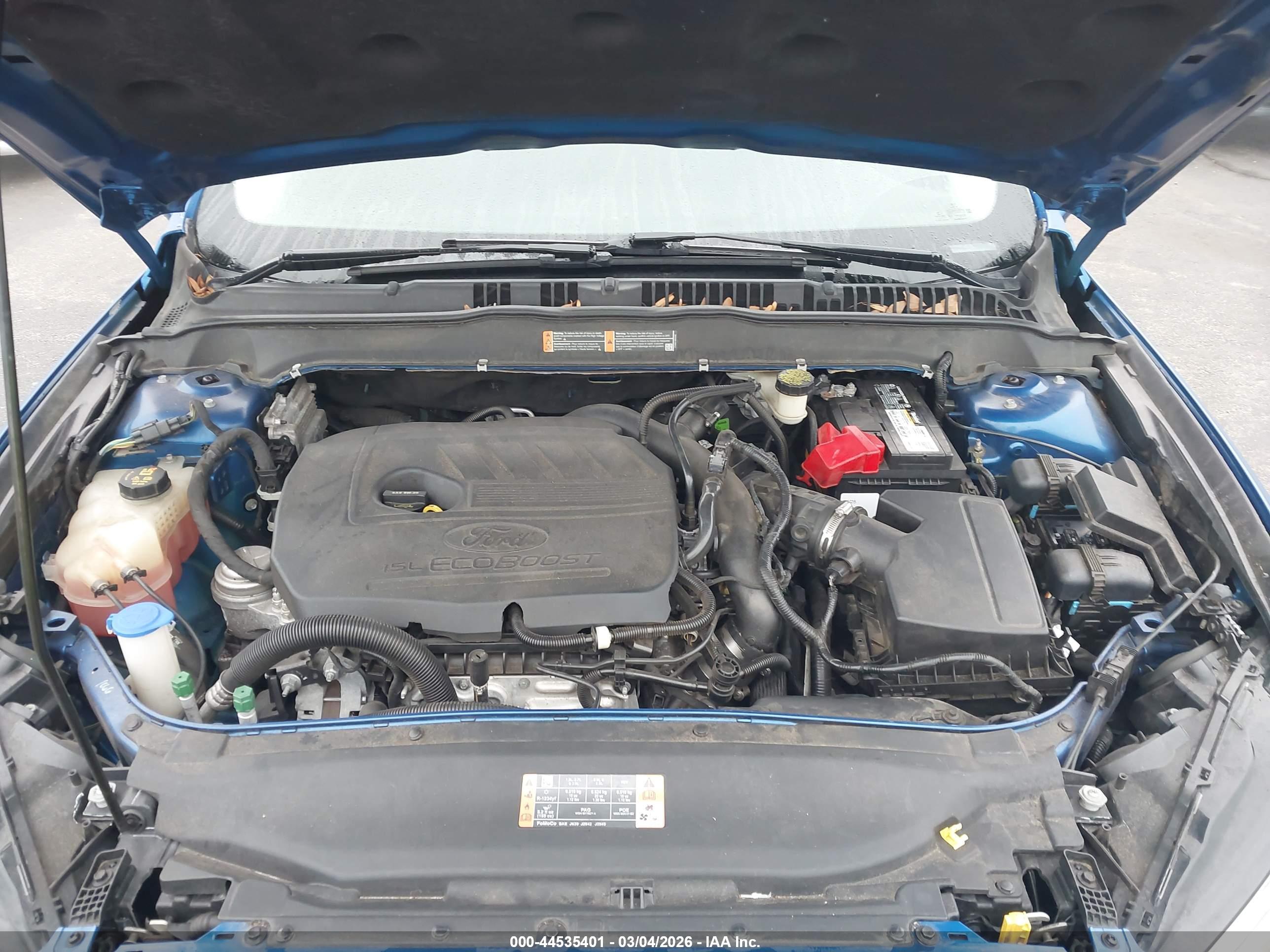 FORD FUSION image 10