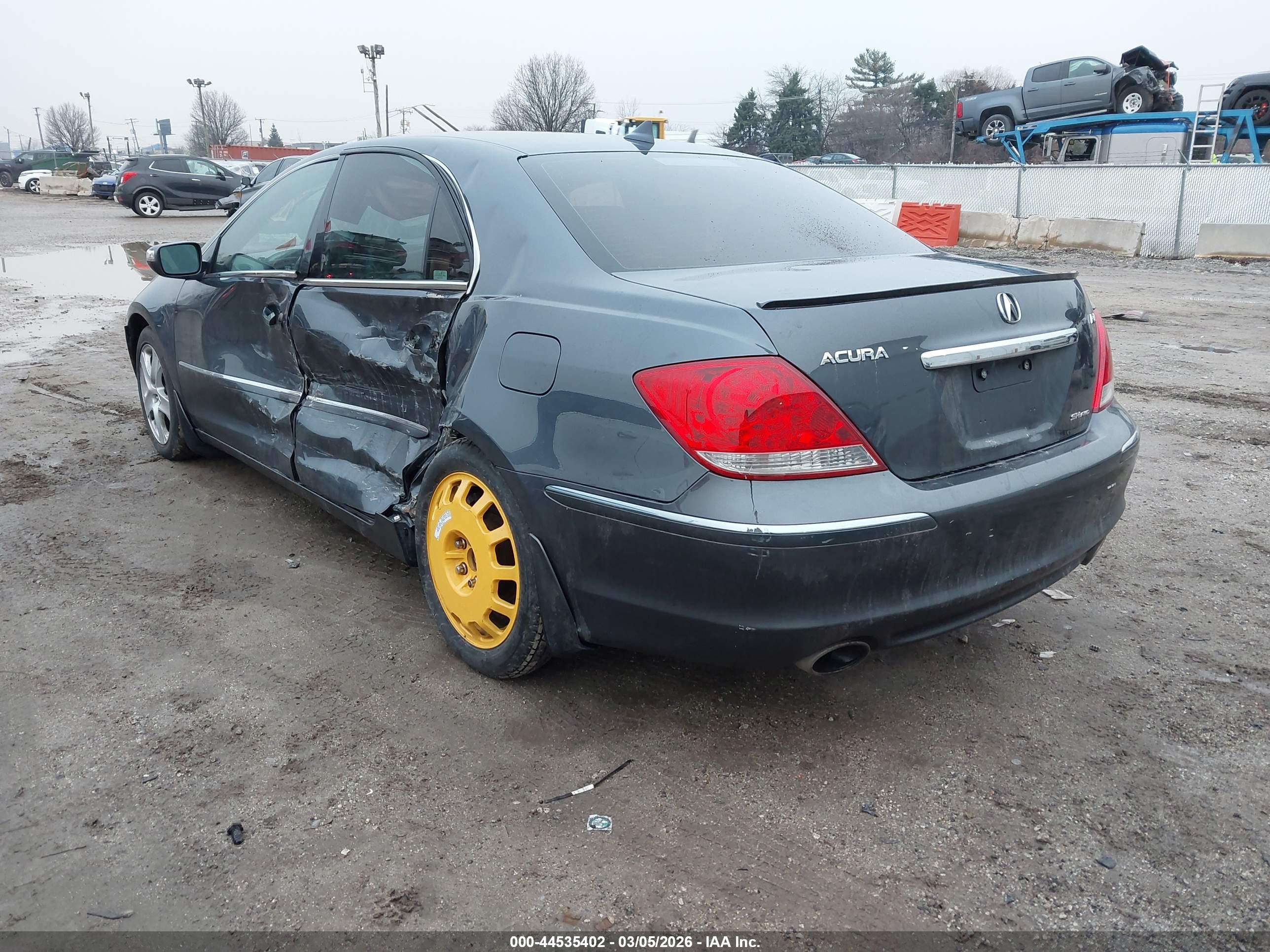 ACURA RL image 3