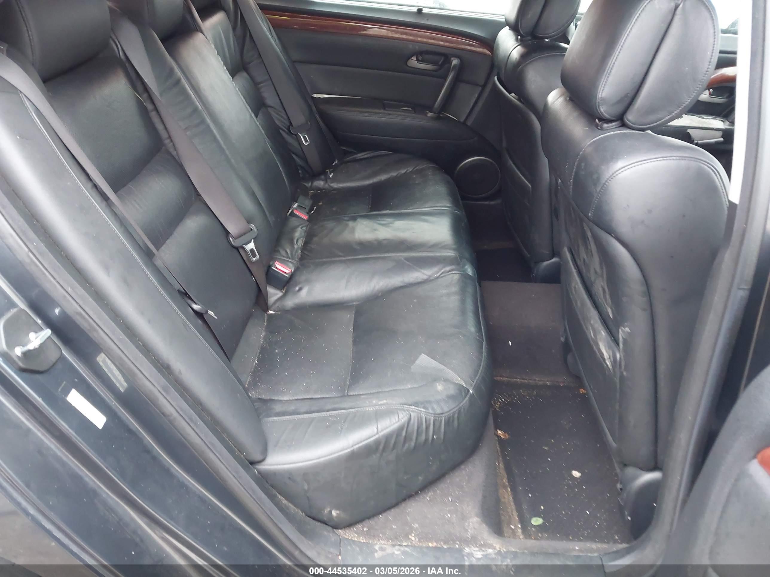 ACURA RL image 8