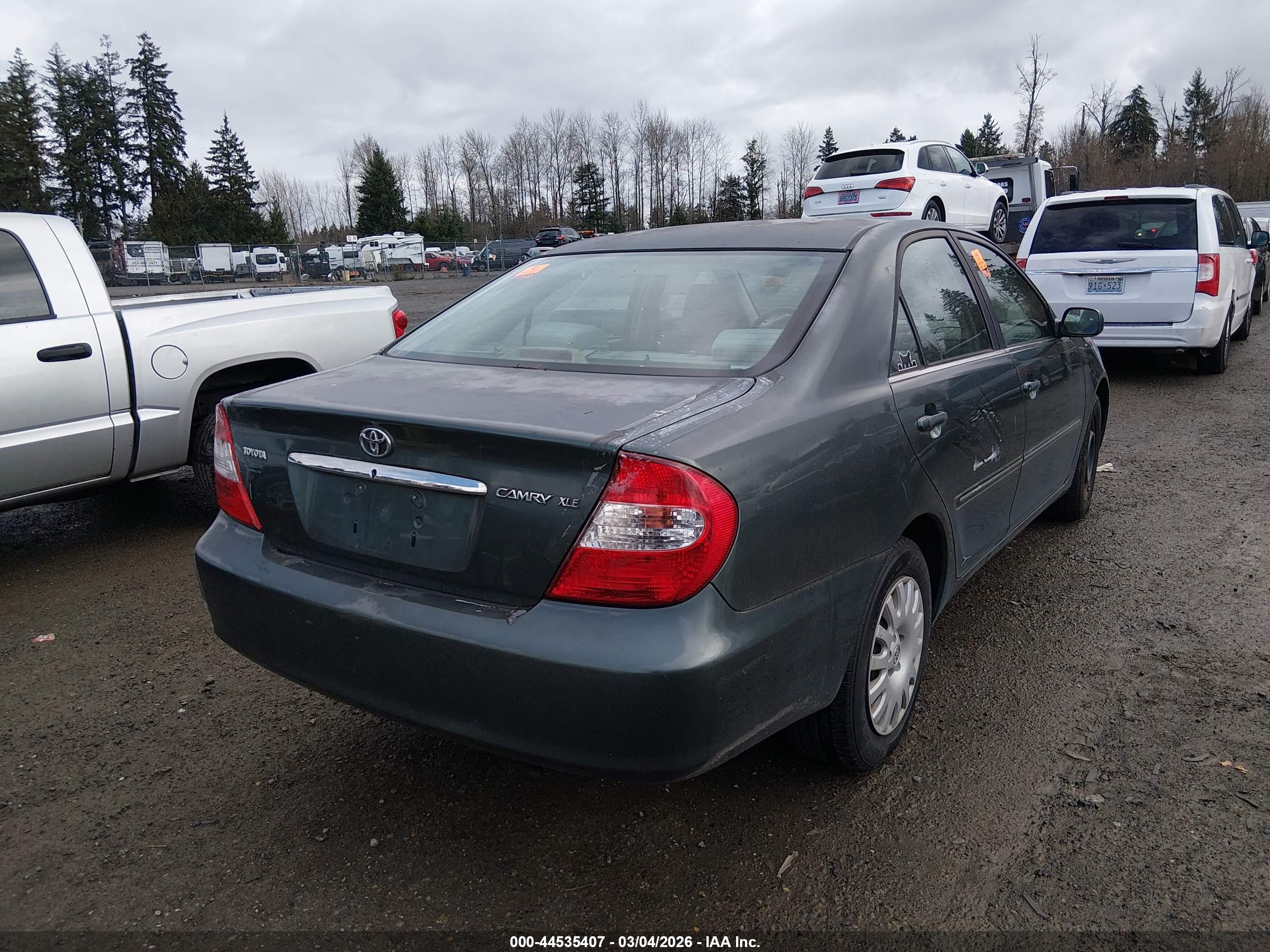 TOYOTA CAMRY image 4