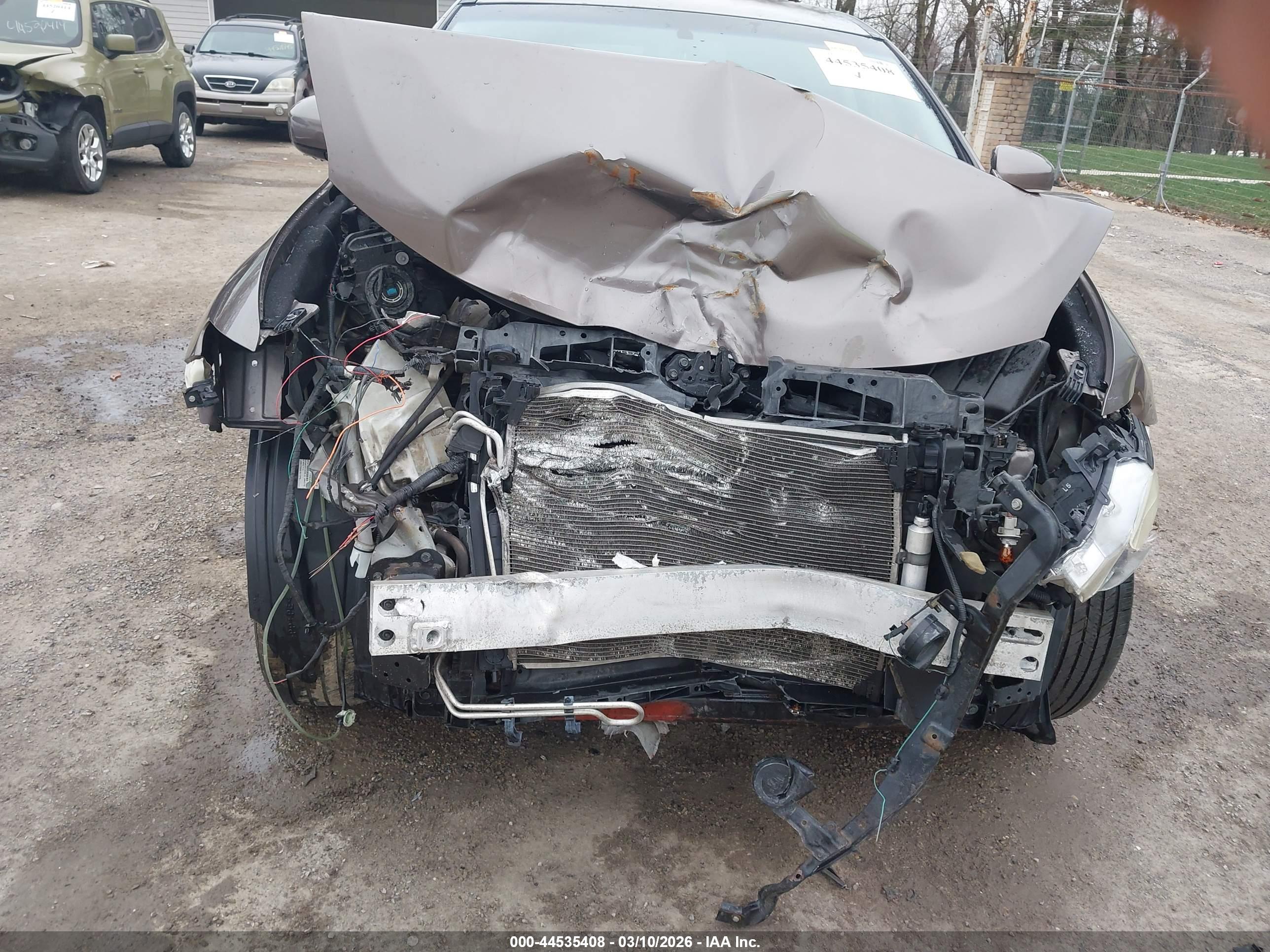 NISSAN MURANO image 6