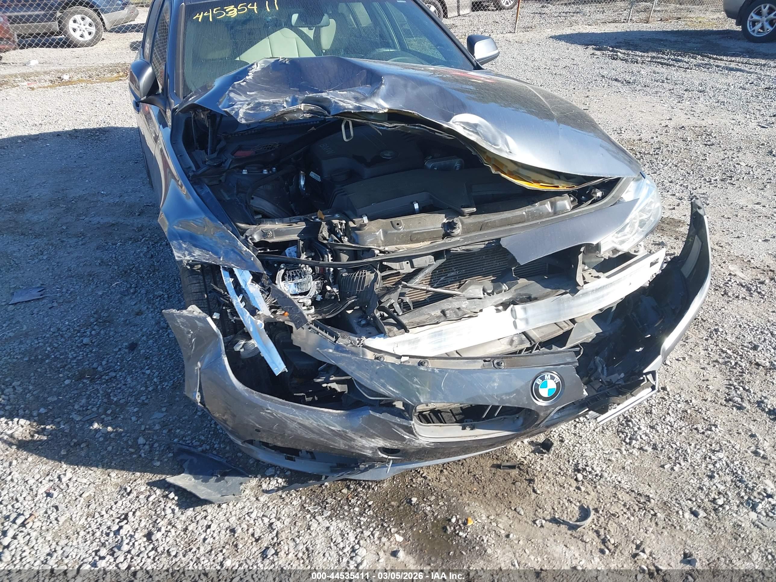 BMW 328I image 6