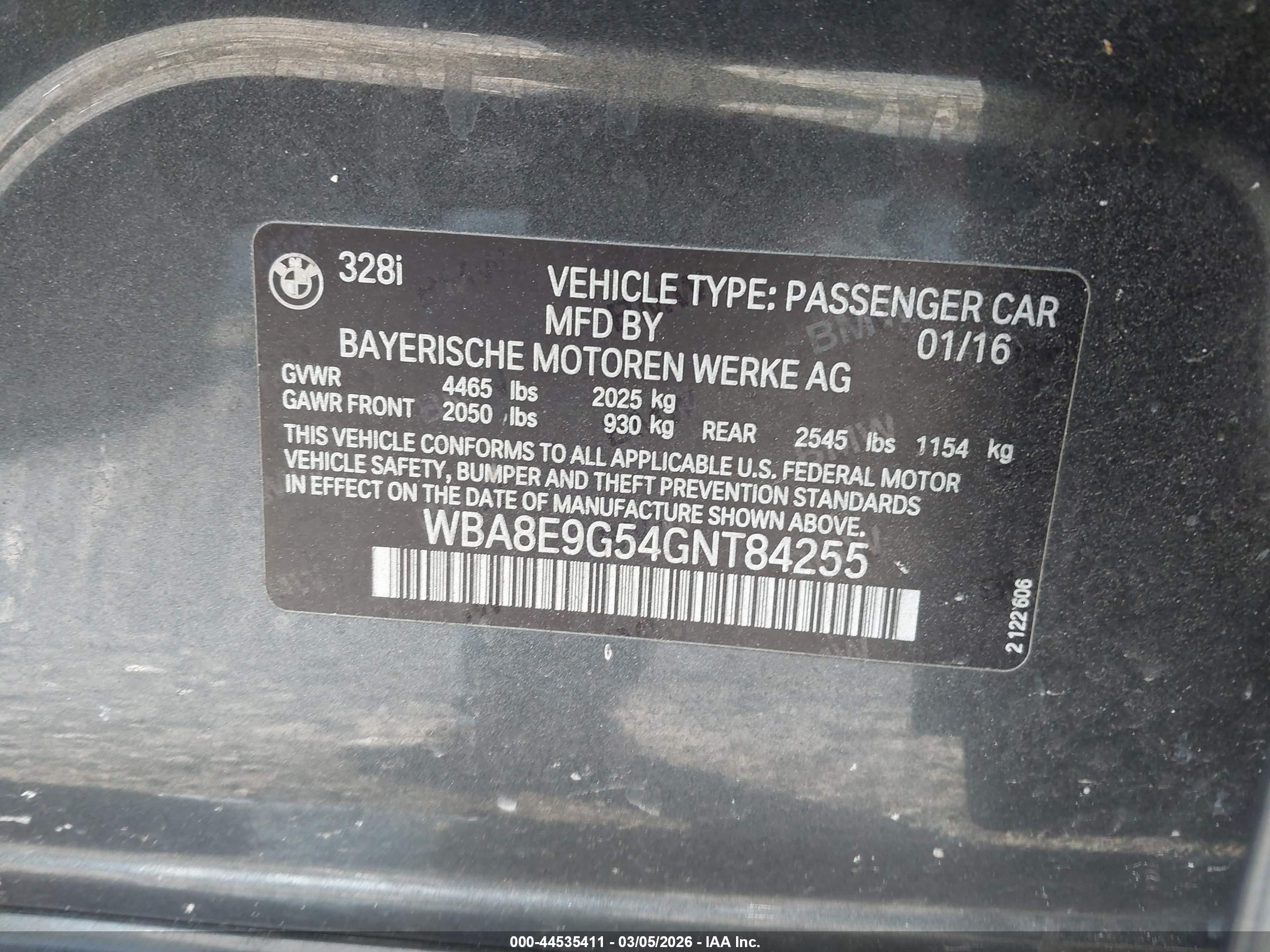 BMW 328I image 9