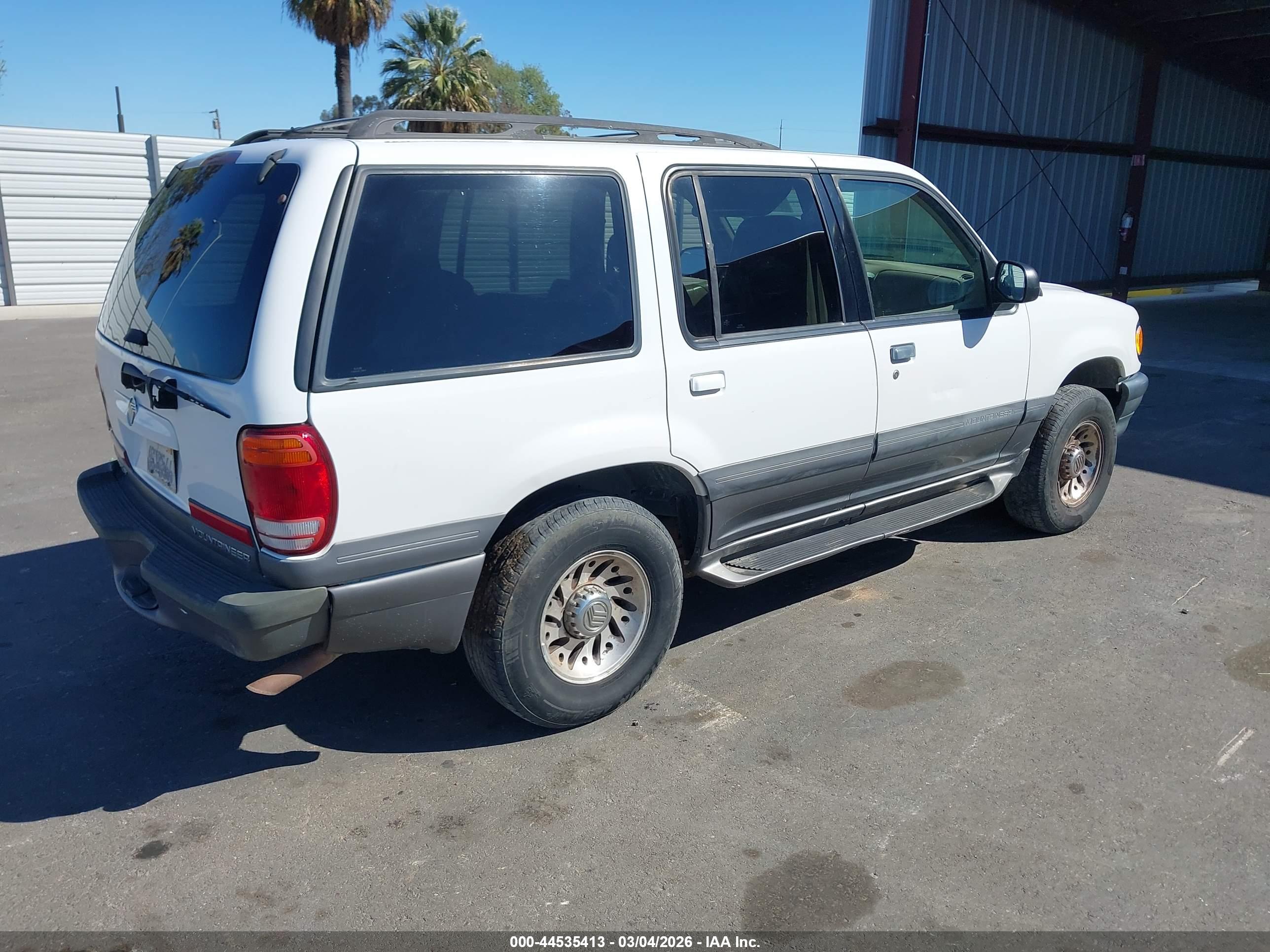 MERCURY MOUNTAINEER image 4